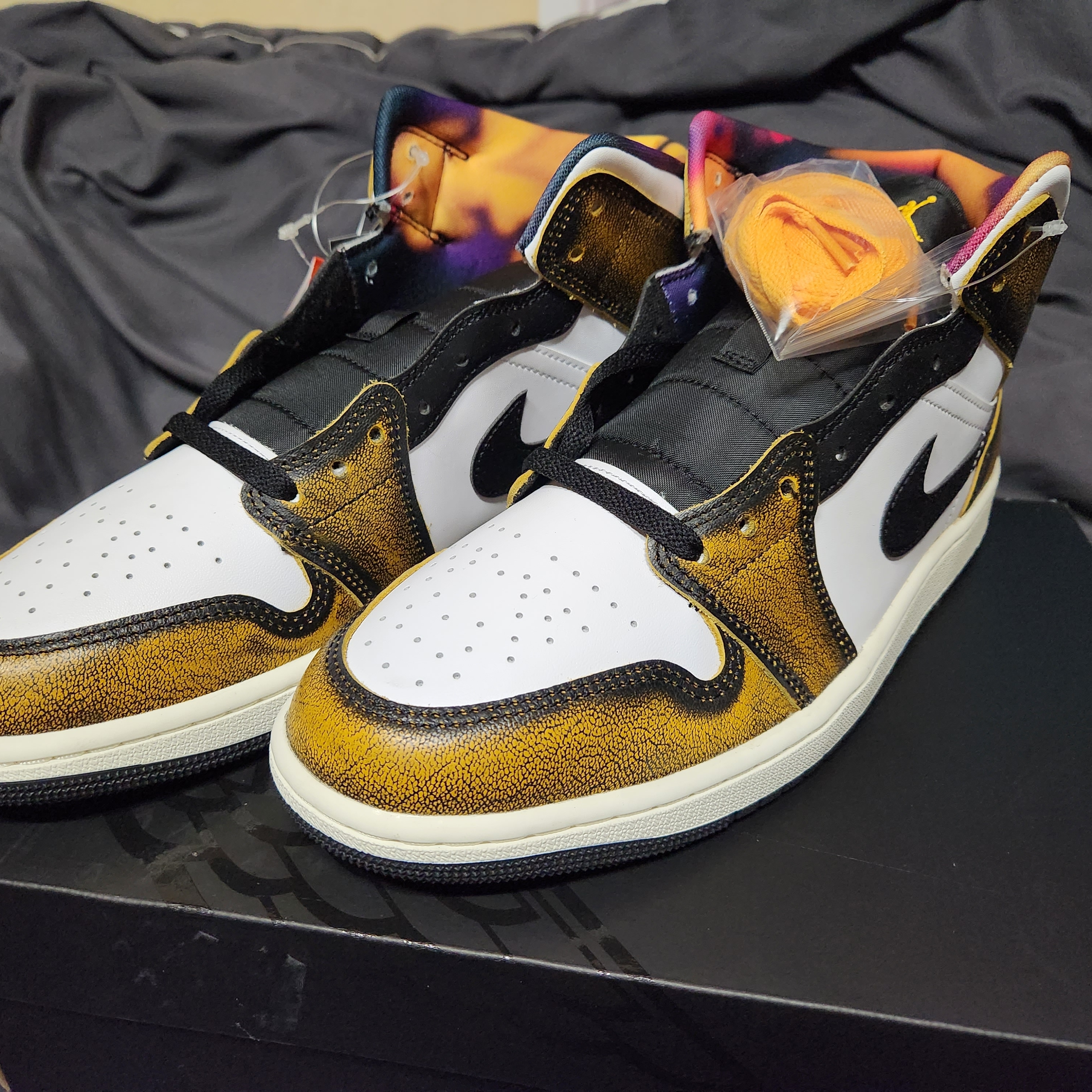 Jordan 1 Mid SE Taxi 착용 스타일 - 2