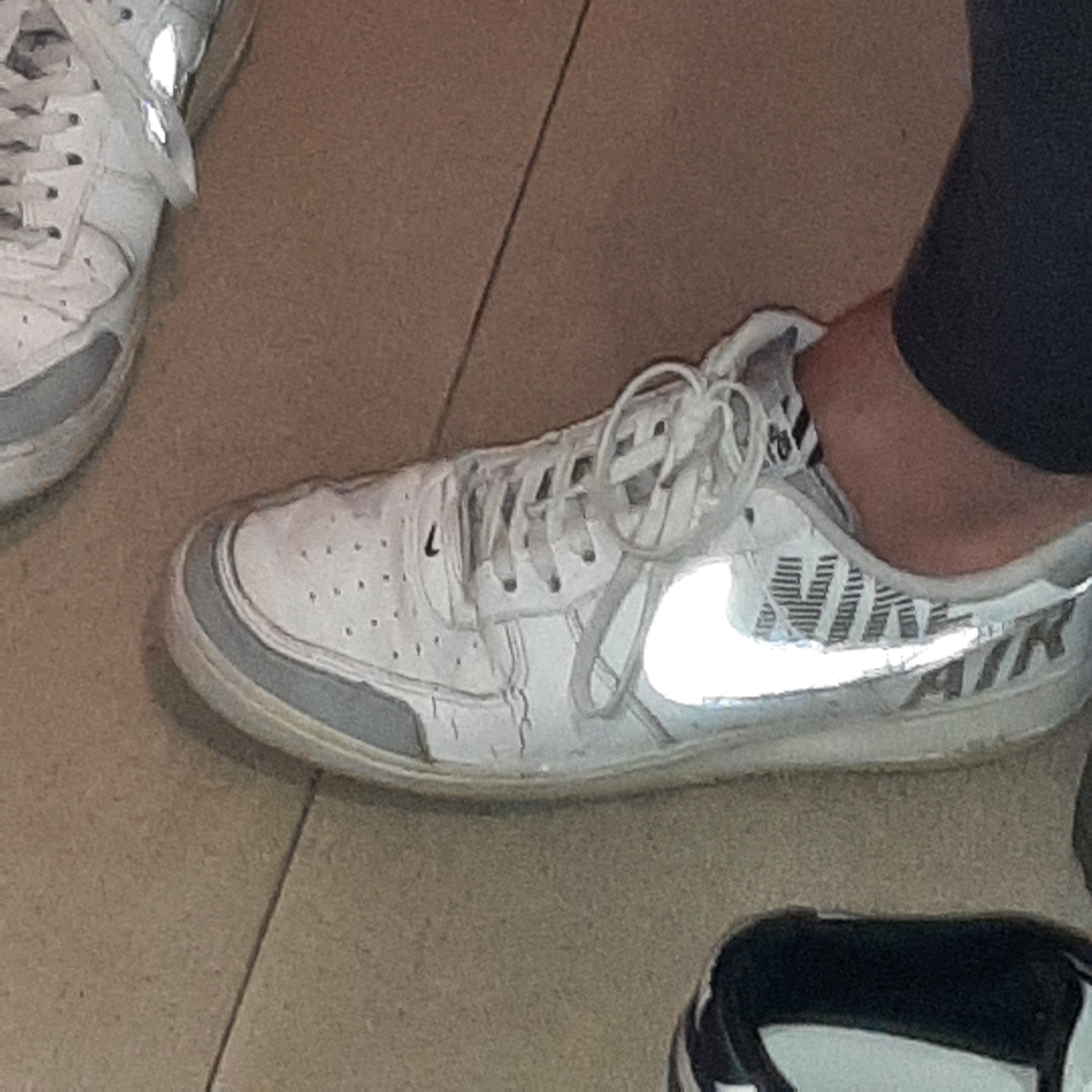 Nike Air Force 1 '07 LV8 2 Under Construction White 착용 스타일 - 3