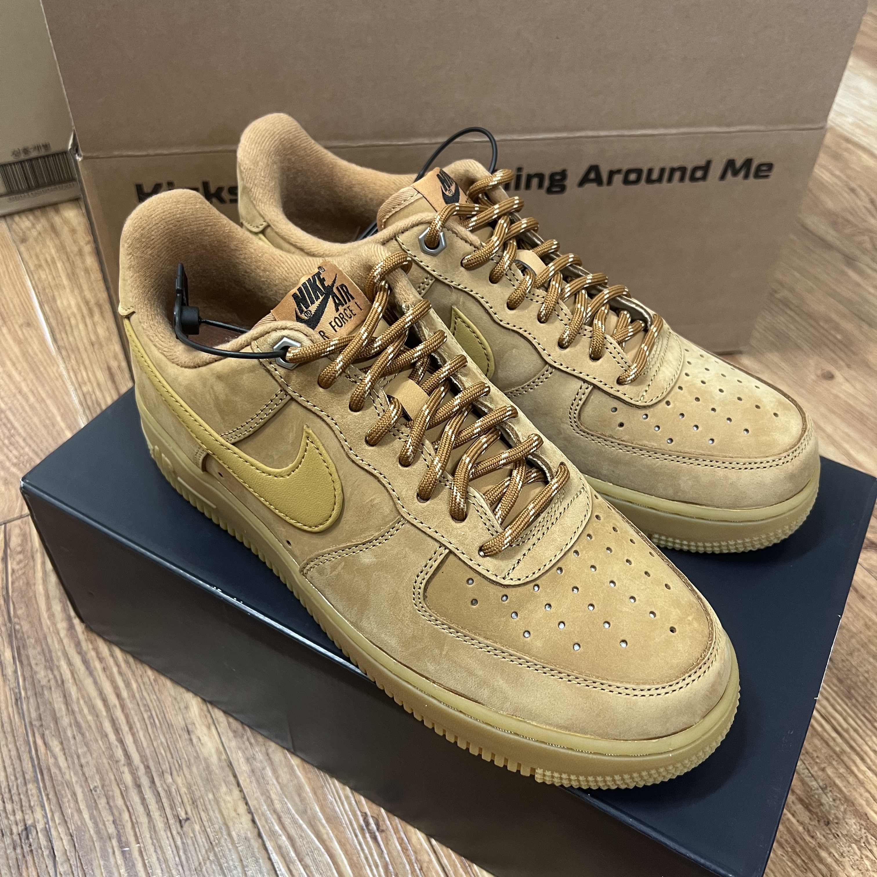 Nike Air Force 1 '07 WB Flax 착용 스타일 - 1