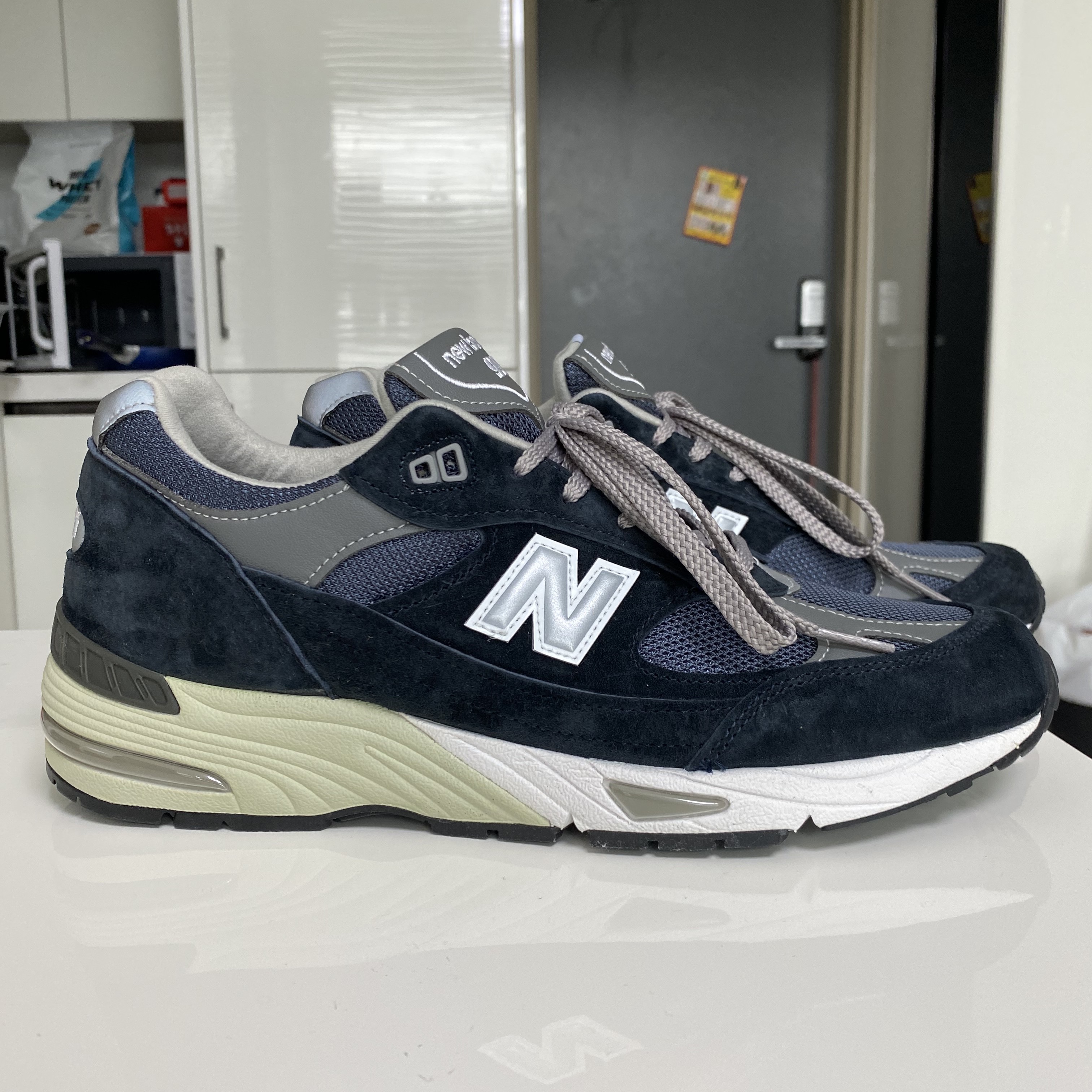 New Balance 991 Made in UK Navy 착용 스타일