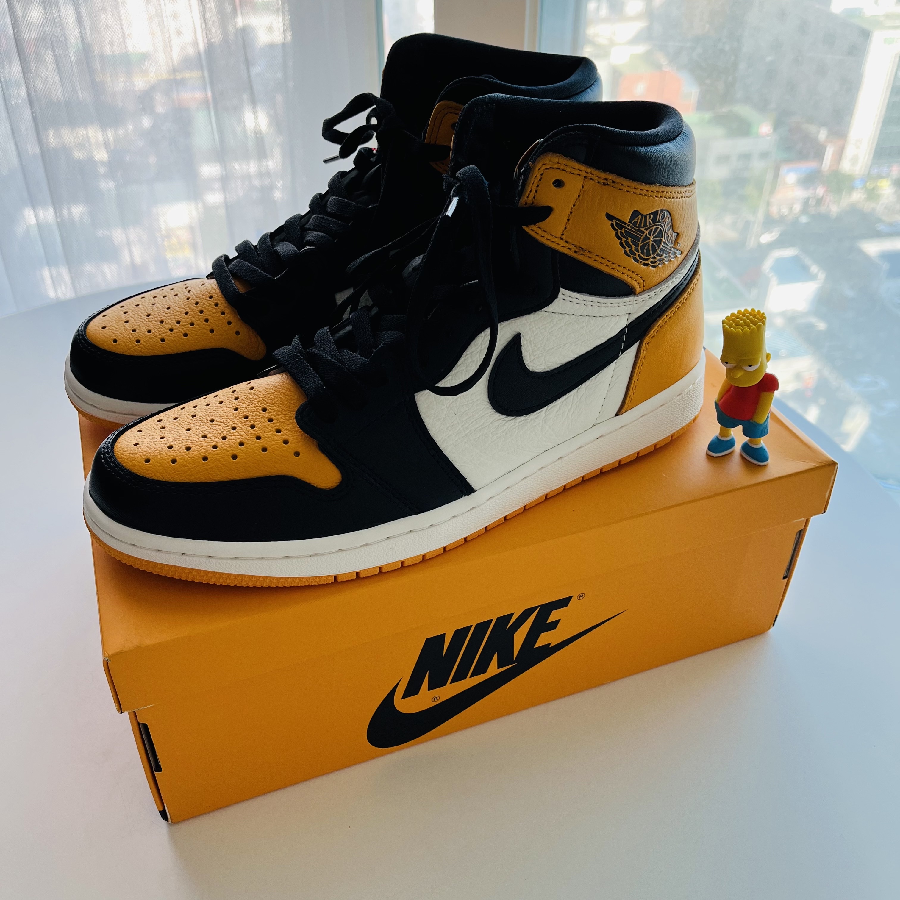 Jordan 1 Retro High OG Taxi 착용 스타일