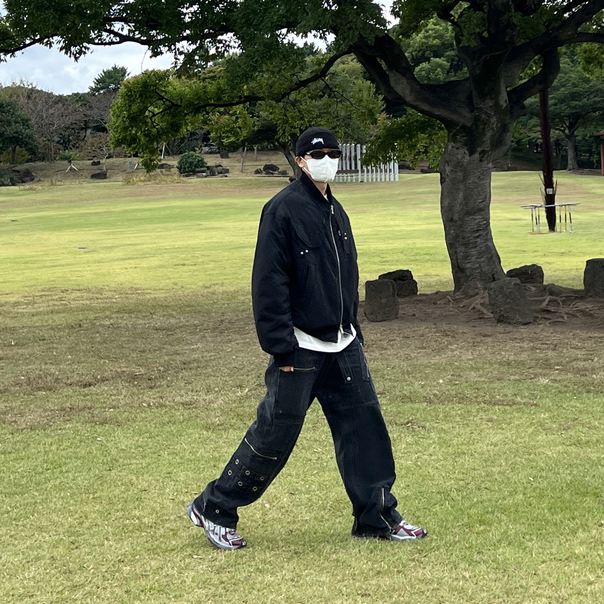 Undermycar Ababell Multi Flap Oversized Bomber Beluga - 22SS, Balenciaga Runner Sneakers Grey Burgundy 착용 스타일 - 1