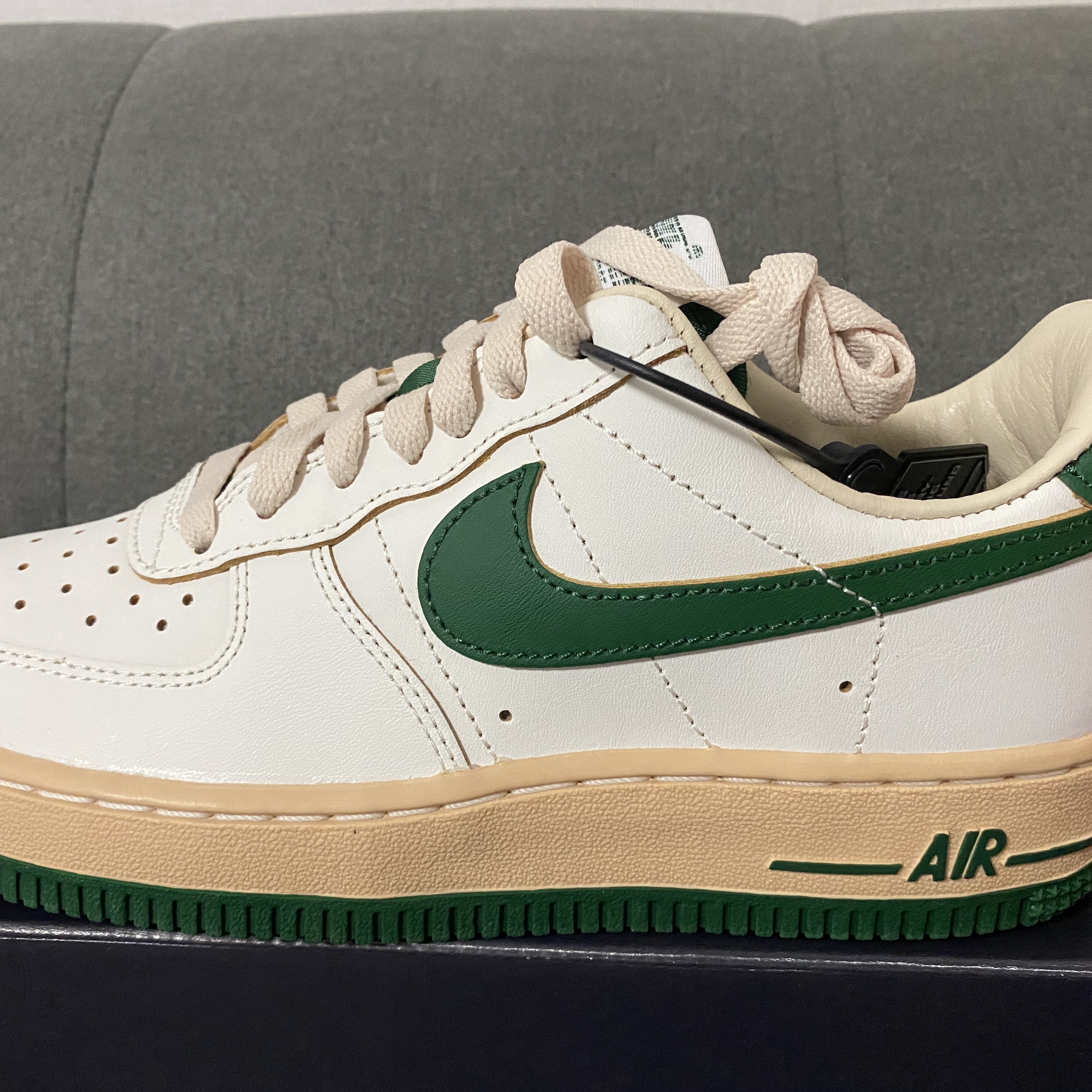 (W) Nike Air Force 1 Low Gorge Green 착용 스타일 - 2