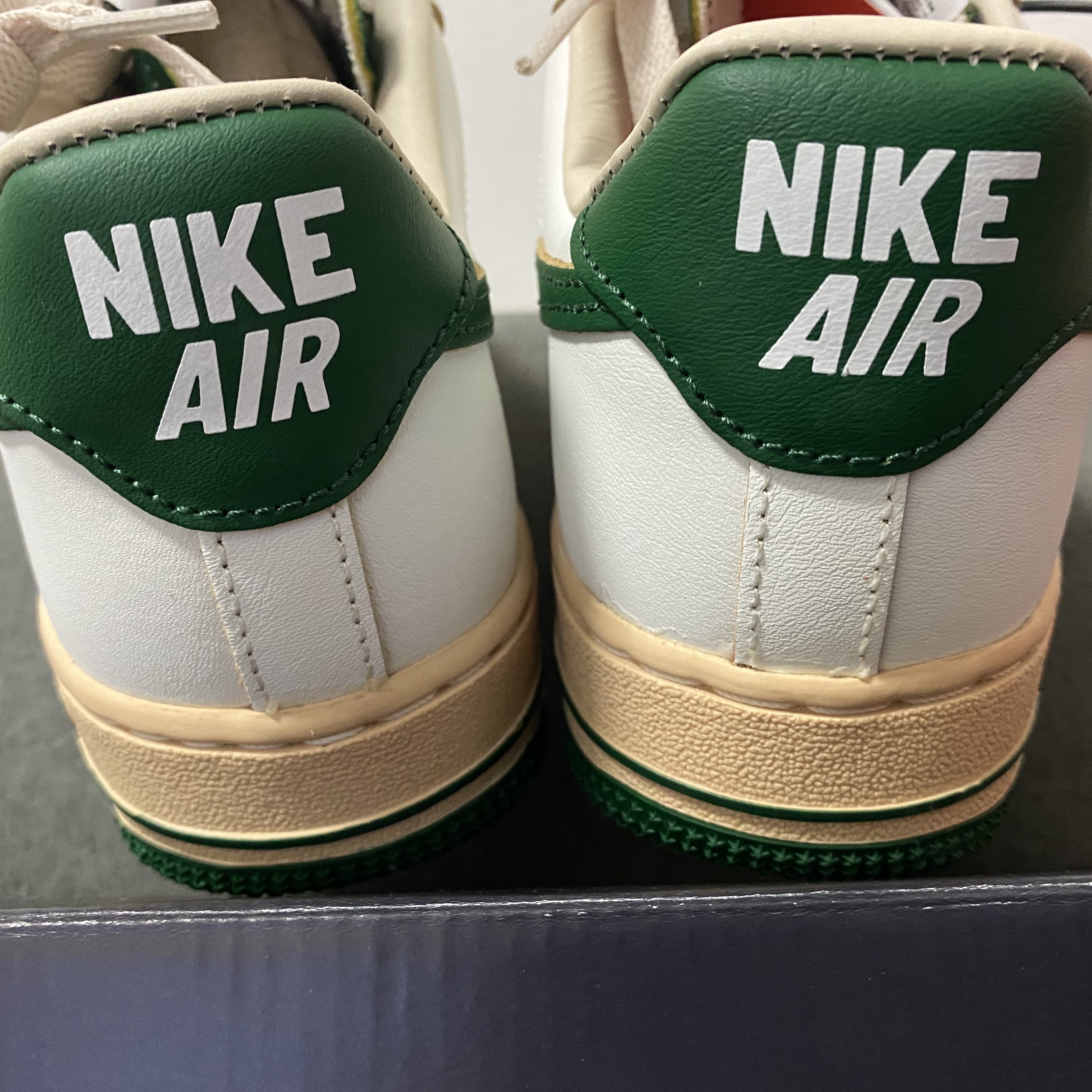 (W) Nike Air Force 1 Low Gorge Green 착용 스타일 - 3