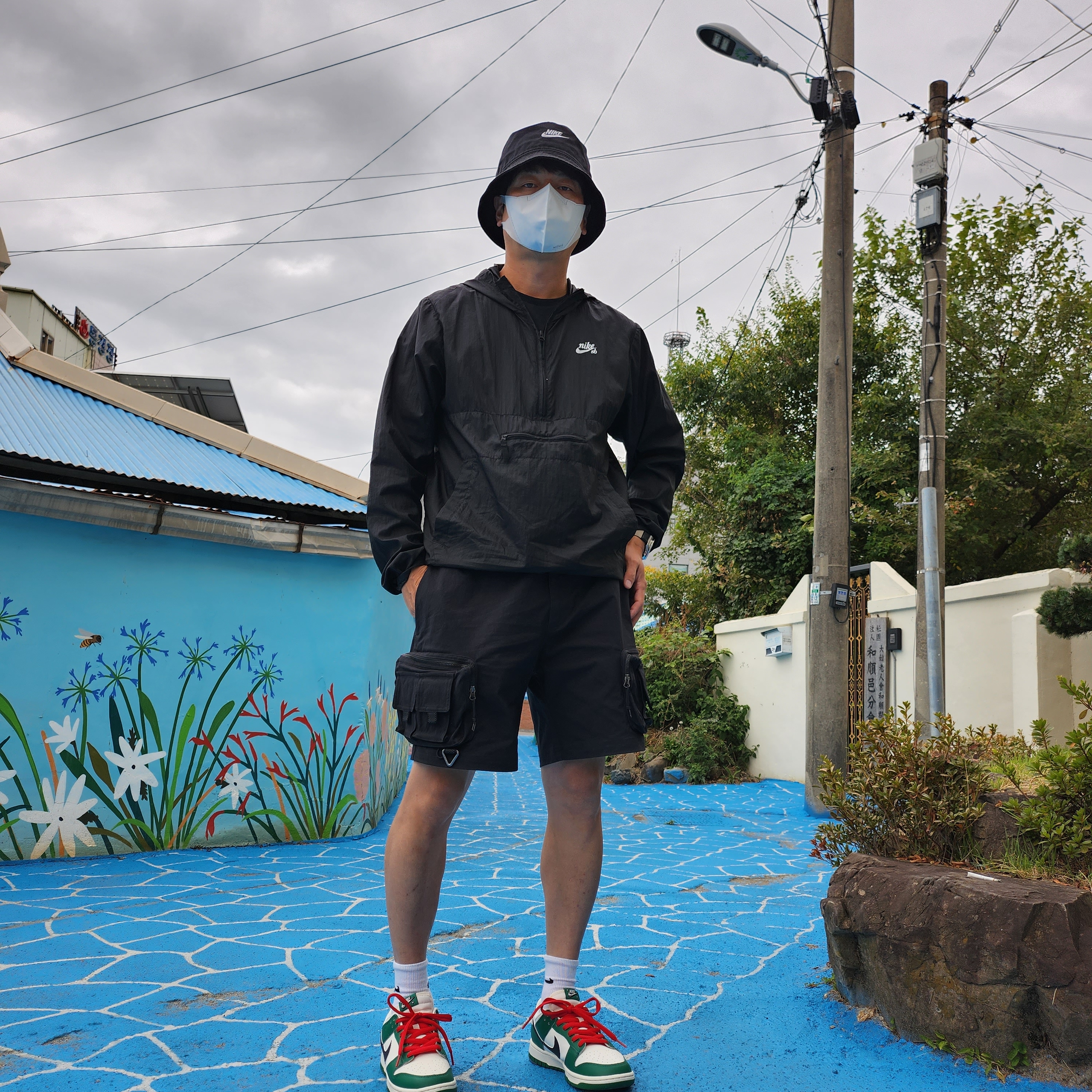 Nike Dunk Low Retro SE Jackpot Malachite, Nike ACG Cargo Shorts Black - Asia 착용 스타일