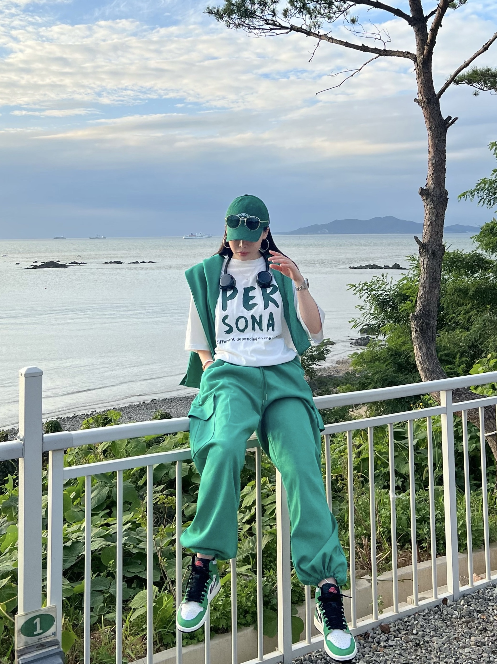 (W) Jordan 1 Retro High OG Lucky Green 착용 스타일 - 4
