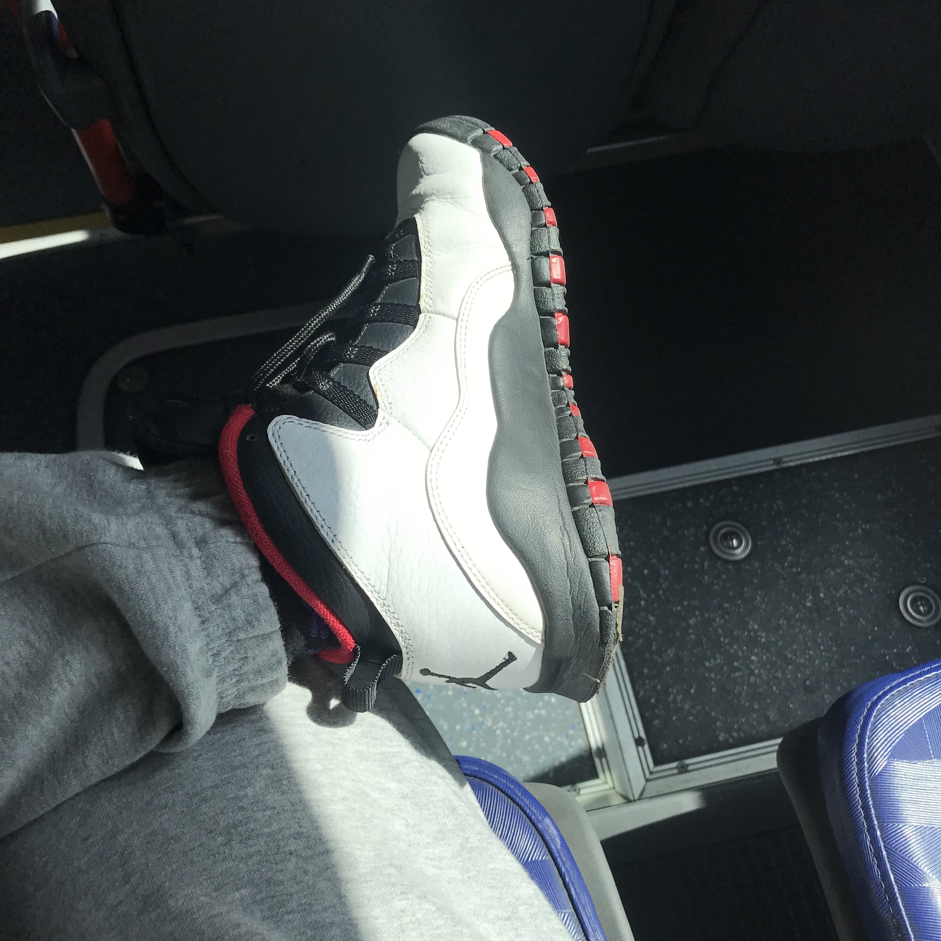 Jordan 10 Retro Double Nickel 착용 스타일 - 2