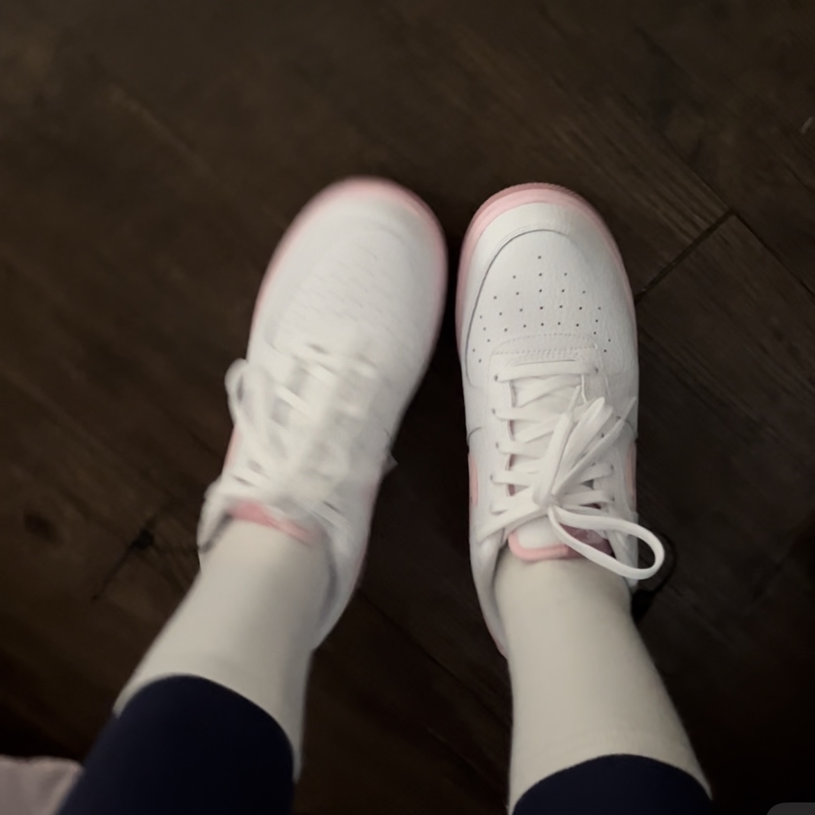 (GS) Nike Air Force 1 White Pink 착용 스타일 - 4