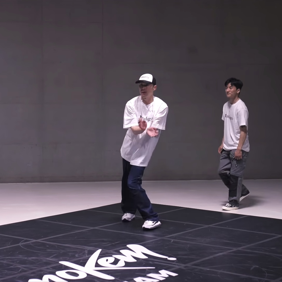 Supreme x The North Face Cargo Jacket Multi-Color - 20SS, Nike Air Force 1 '07 QS Valentine's Day 착용 스타일 - 3