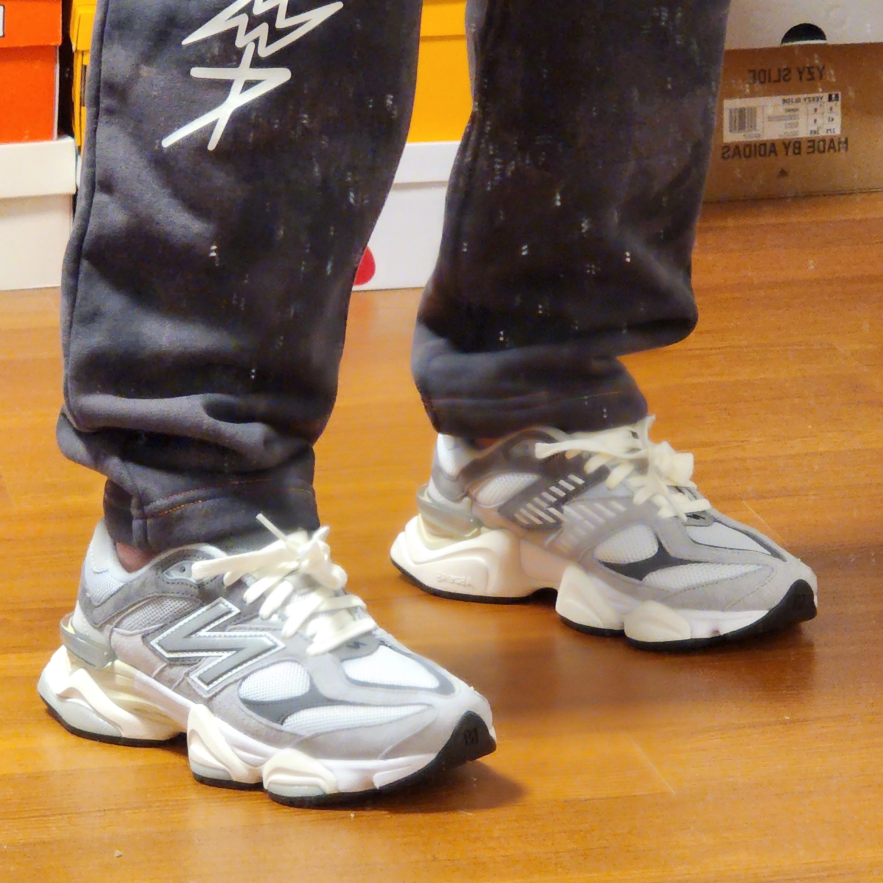 Jordan x J Balvin Jumpman Heritage 86 Adjustable Hat, Jordan x J Balvin Fleece Pants Black - Asia 착용 스타일 - 3