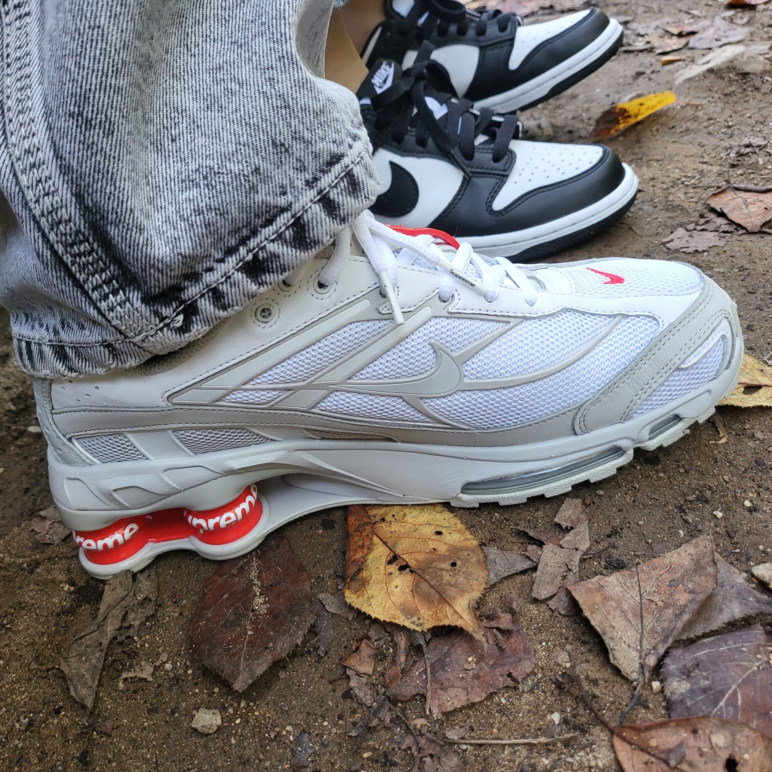 Nike x Supreme Shox Ride 2 SP White 착용 스타일 - 2