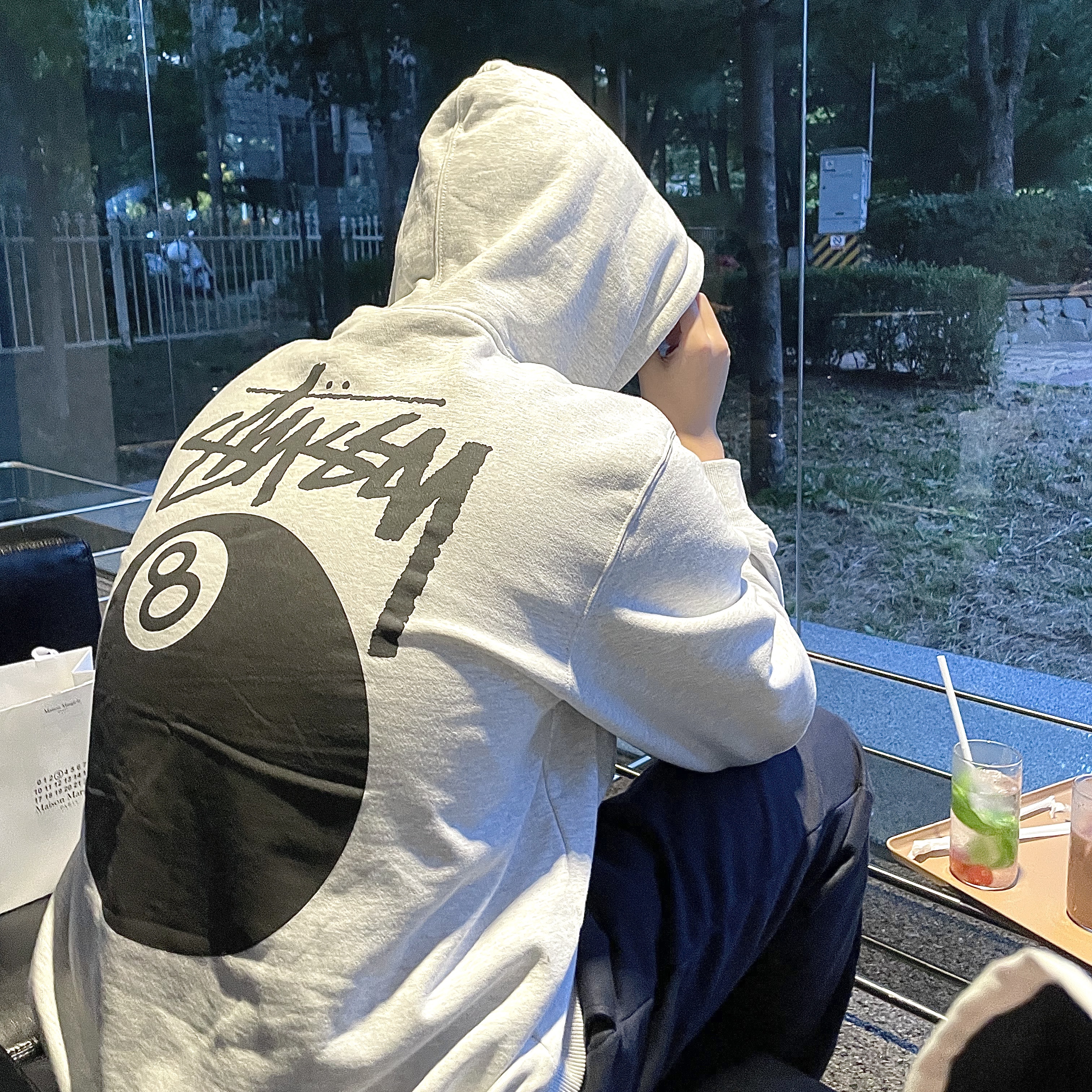 Stussy 8 Ball Hoodie Ash Heather - 21FW 착용 스타일 - 1