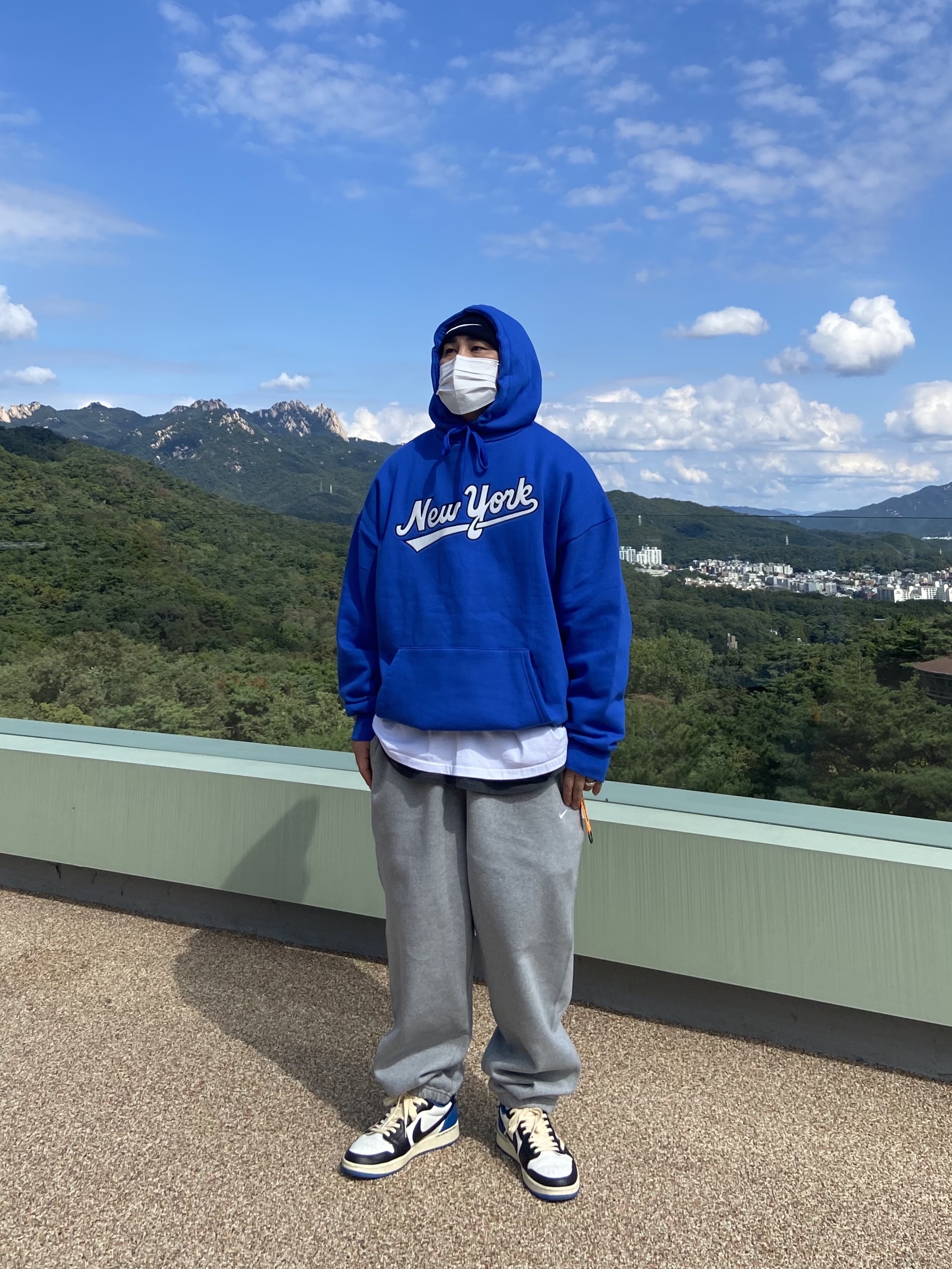 Nike x Stussy Cuff Beanie, Nike NRG Solo Swoosh Fleece Pants Dark Grey Heather - Asia 착용 스타일 - 1