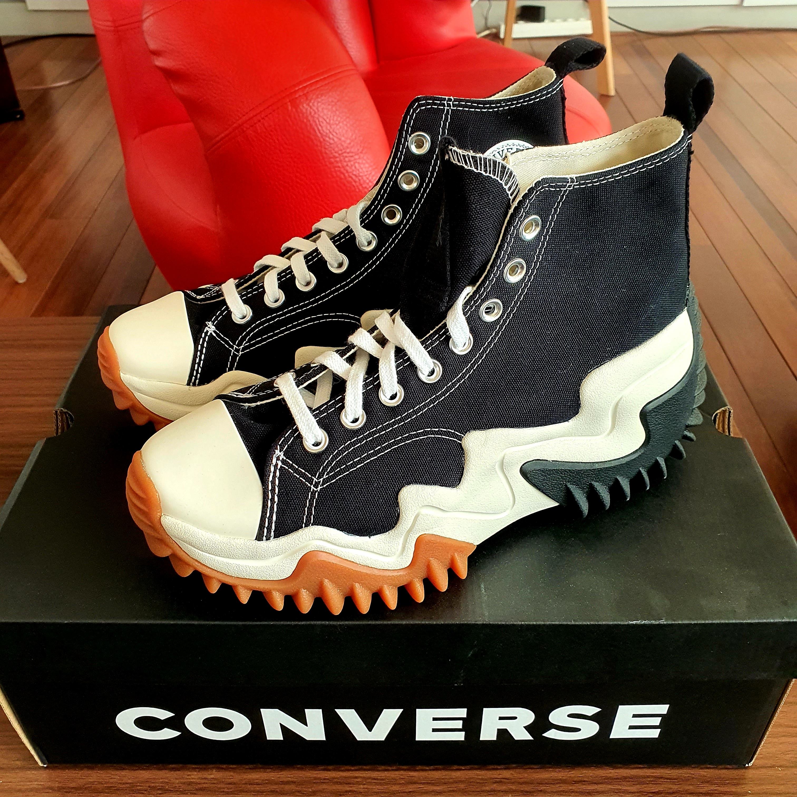 Converse Run Star Motion High Black 착용 스타일 - 1