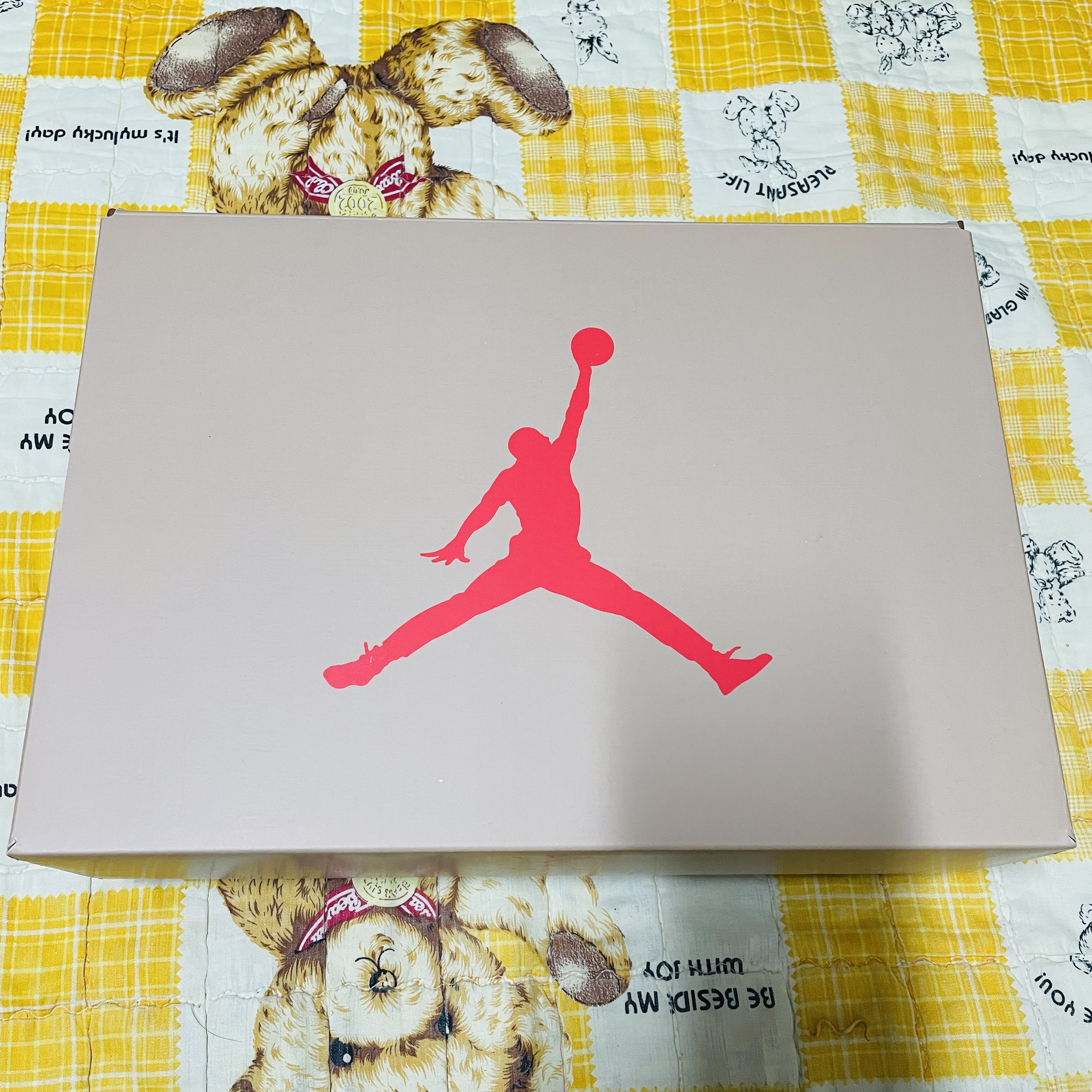 Jordan 6 x Travis Scott Retro SP British Khaki 착용 스타일 - 4