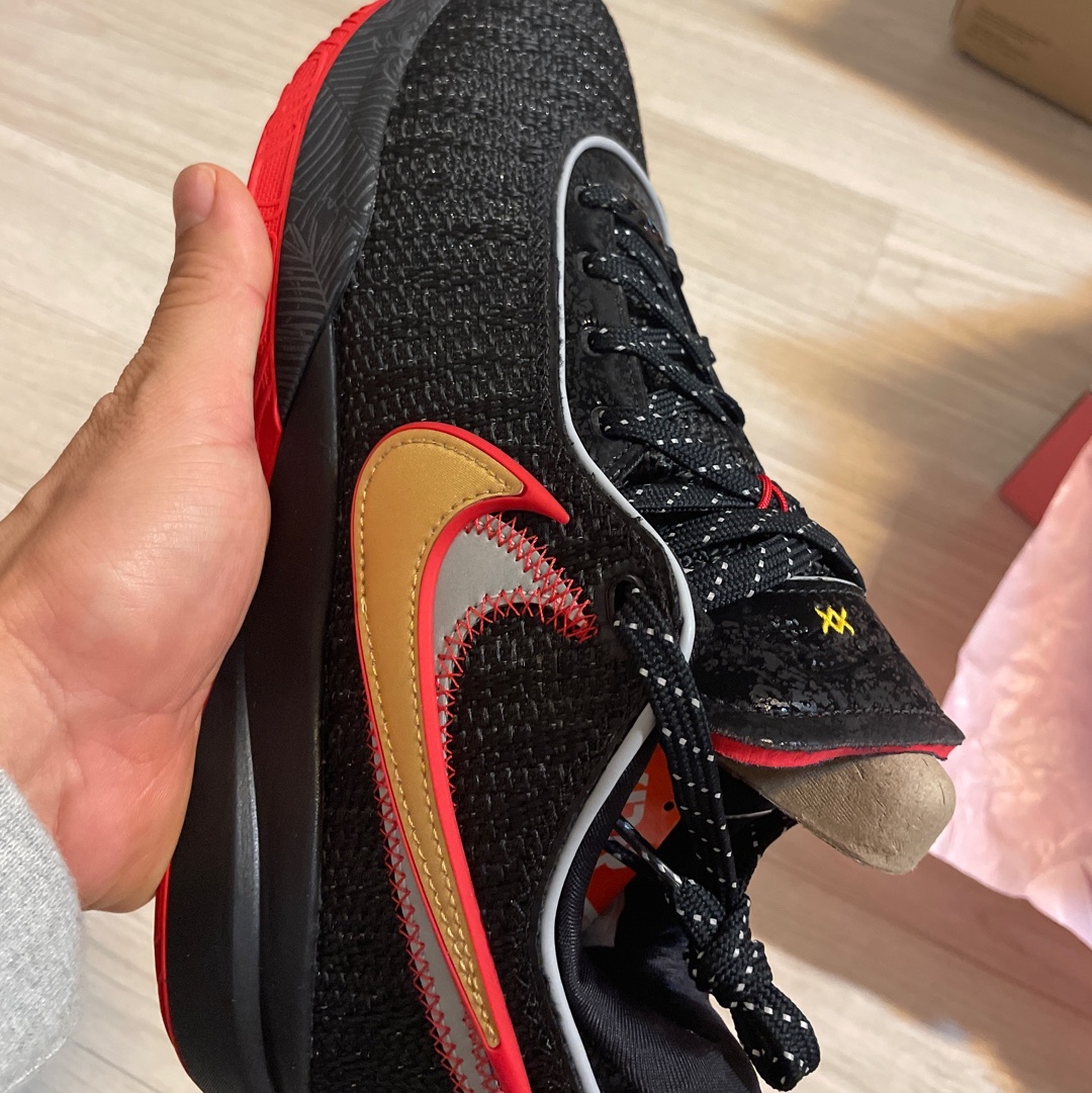 Nike LeBron XX EP Bred 착용 스타일