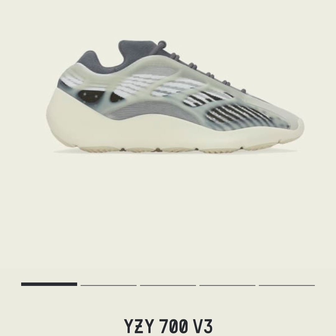 Adidas Yeezy 700 V3 Fade Salt 착용 스타일 - 1
