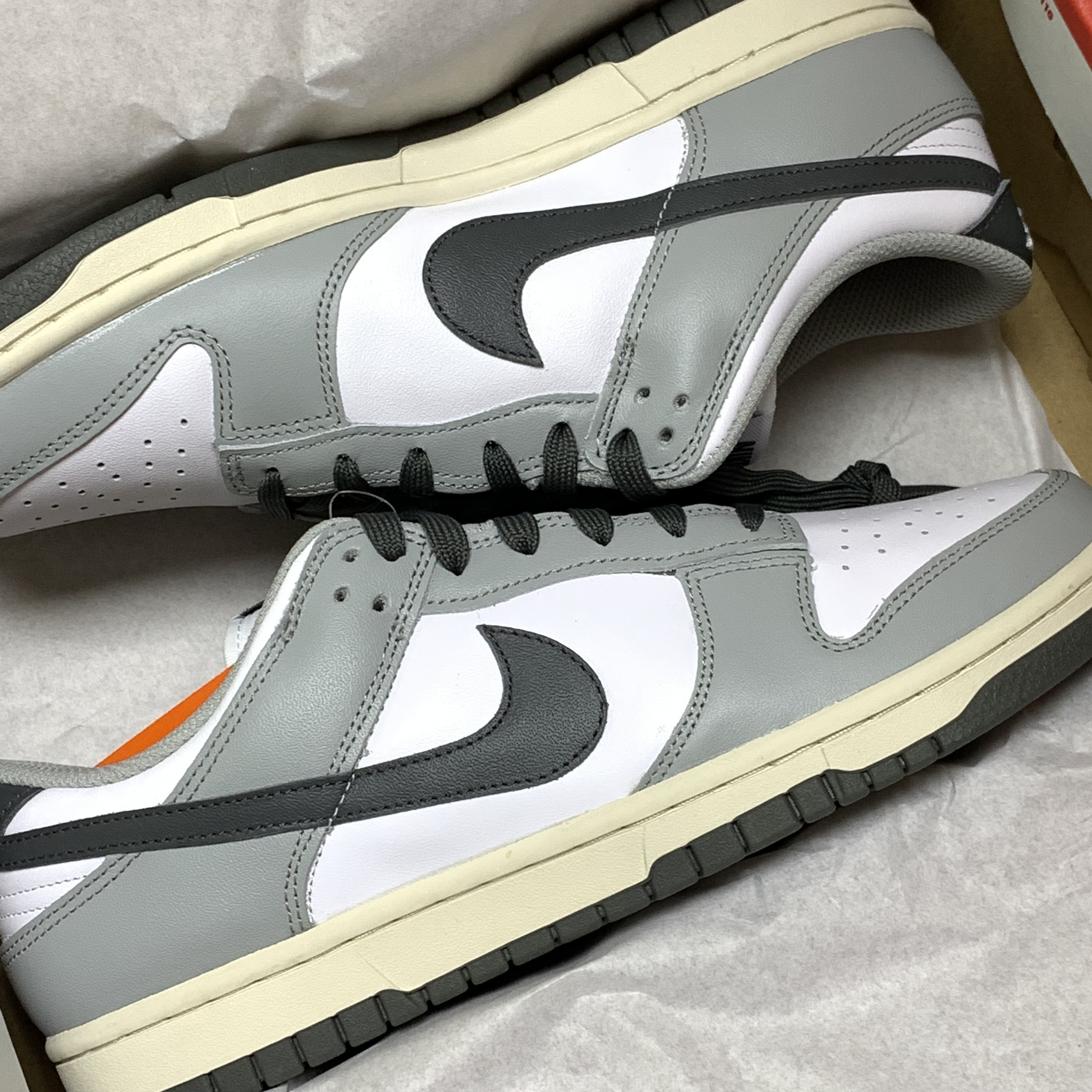 (W) Nike Dunk Low Light Smoke Grey 착용 스타일