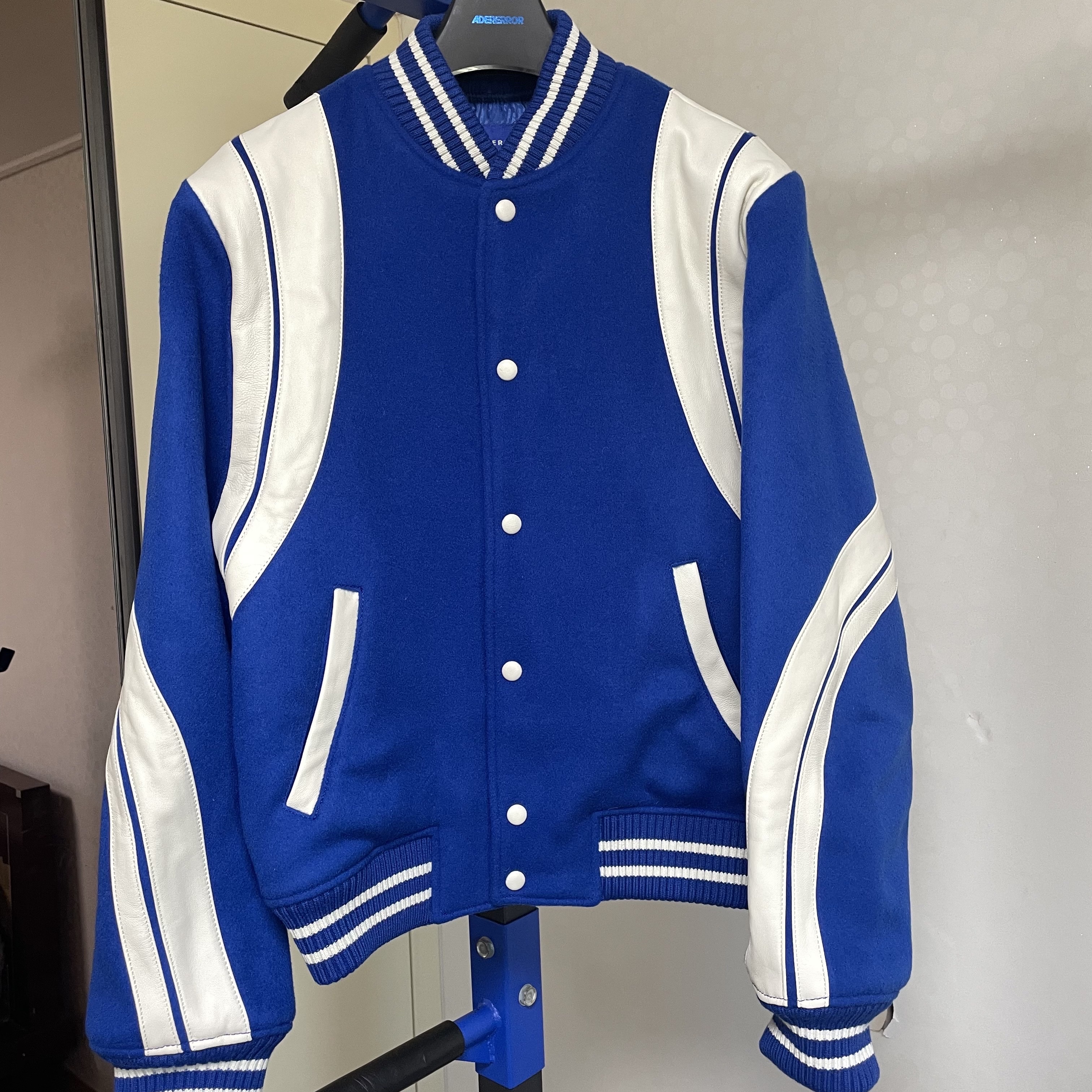 Ader Error Twit Jumper Blue 착용 스타일 - 5