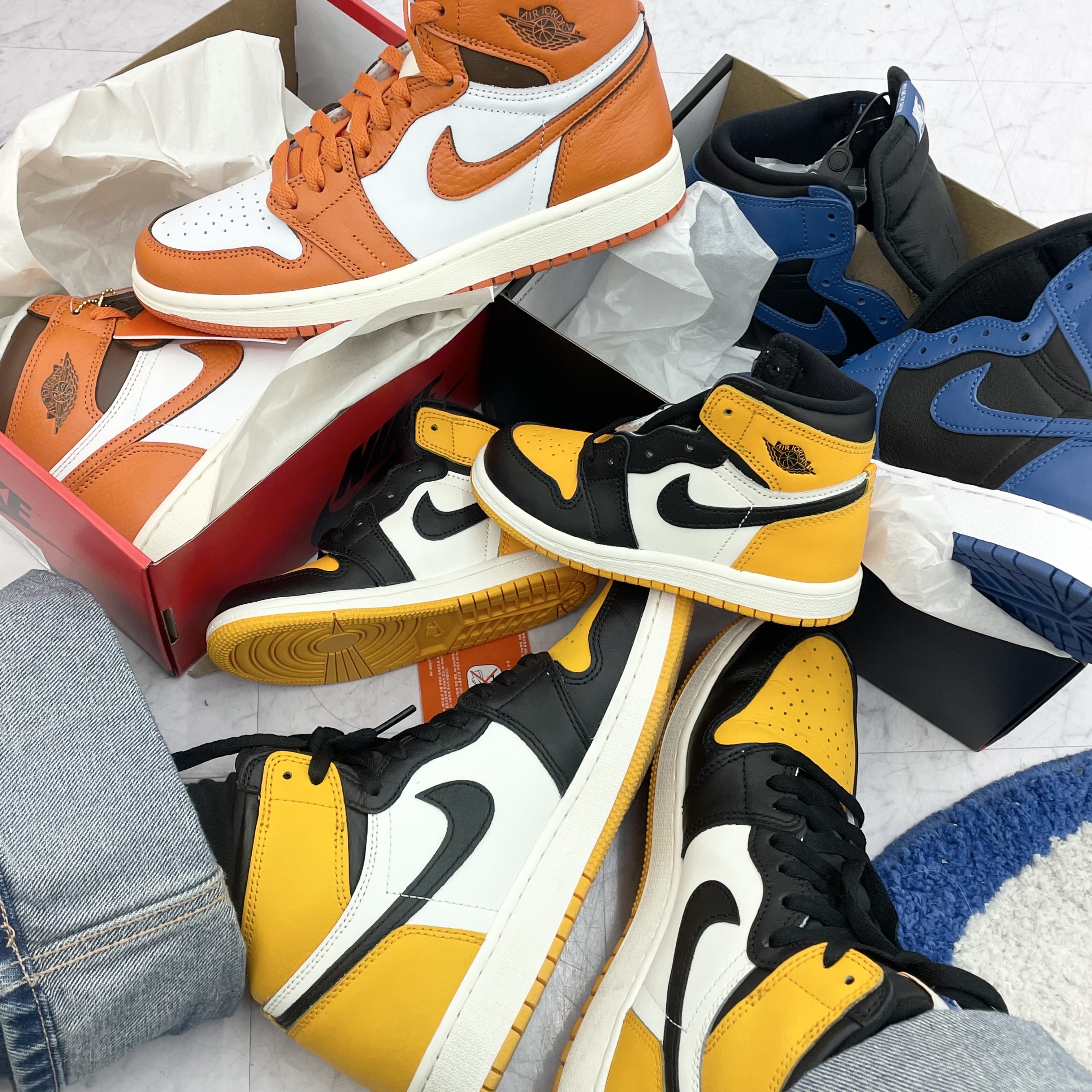 (W) Jordan 1 Retro High OG Starfish, Jordan 1 Retro High OG Dark Marina Blue 착용 스타일