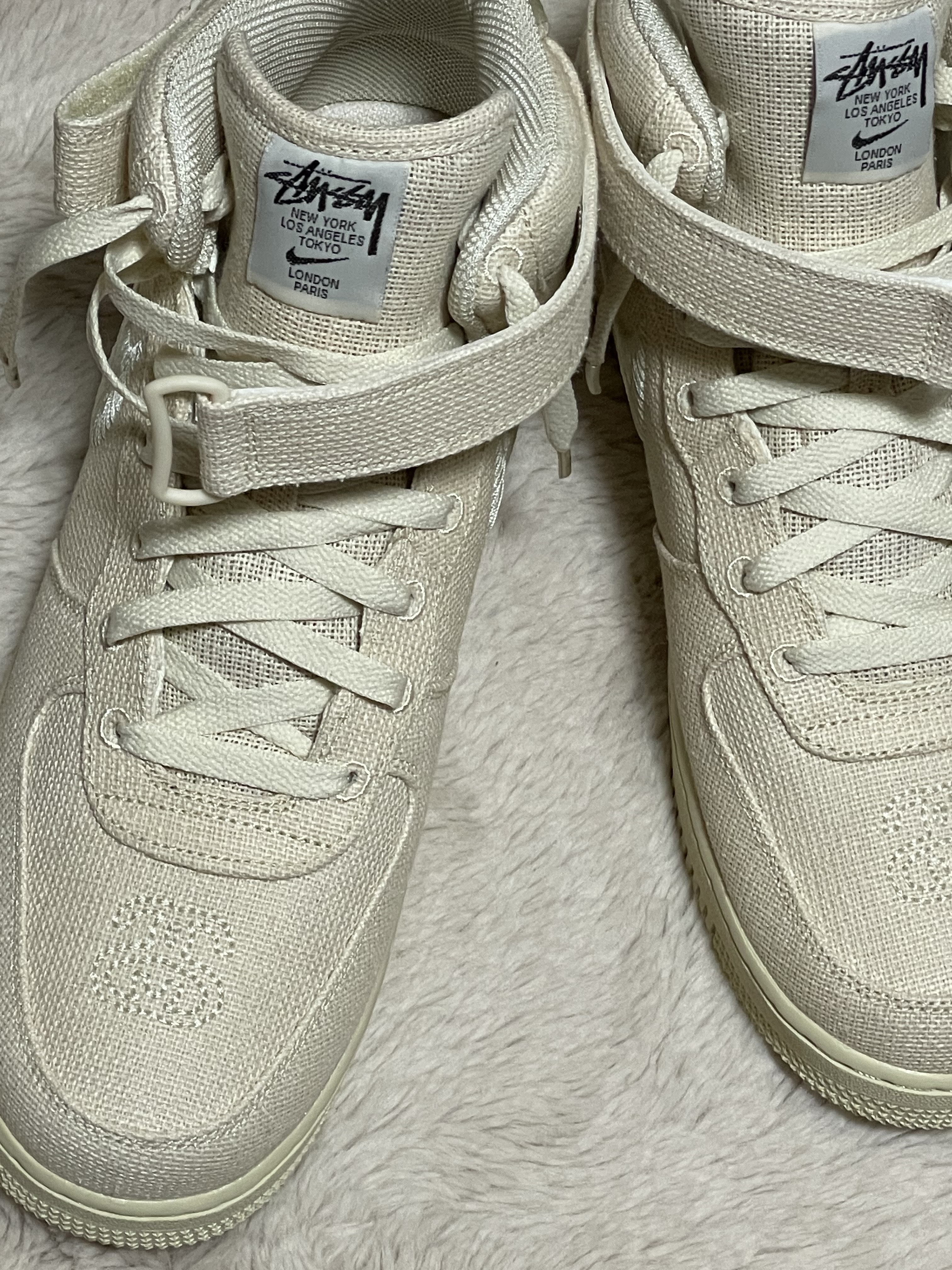 Nike x Stussy Air Force 1 '07 Mid SP Fossil 착용 스타일 - 1