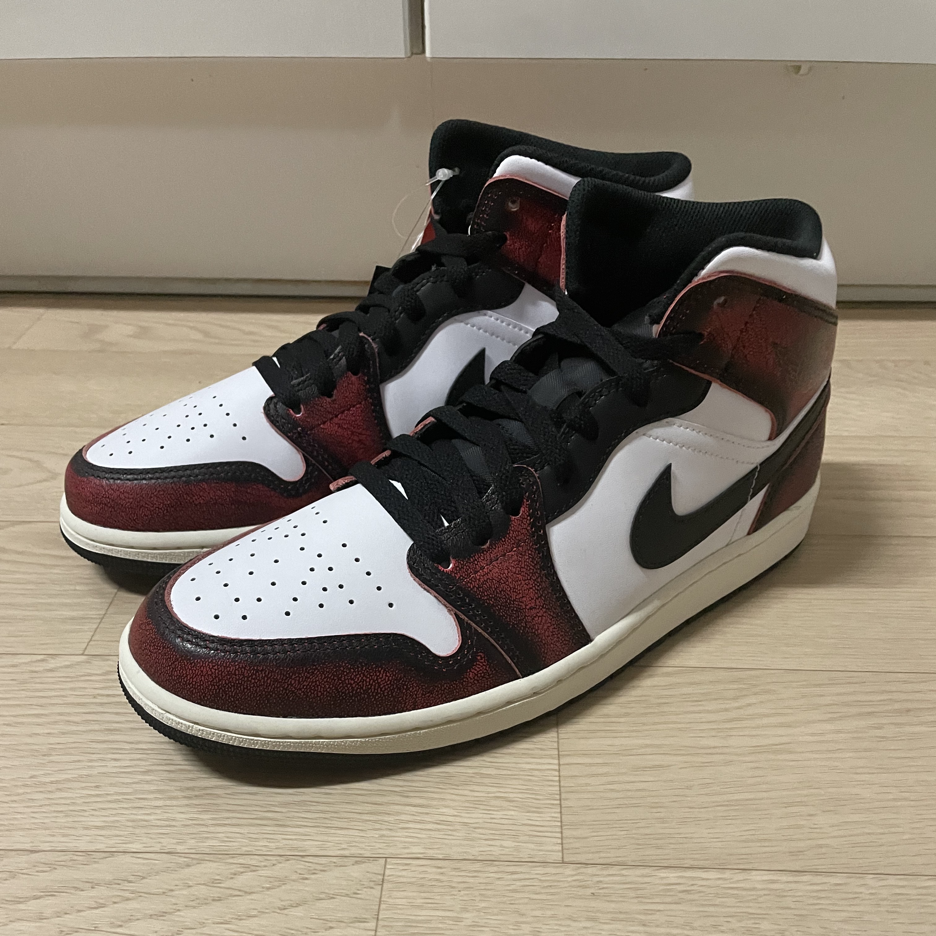 Jordan 1 Mid SE Infrared 23 착용 스타일 - 4