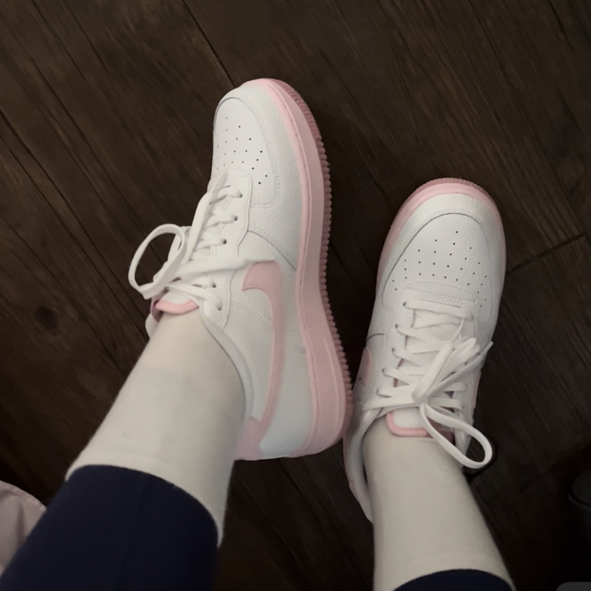 (GS) Nike Air Force 1 White Pink 착용 스타일 - 3