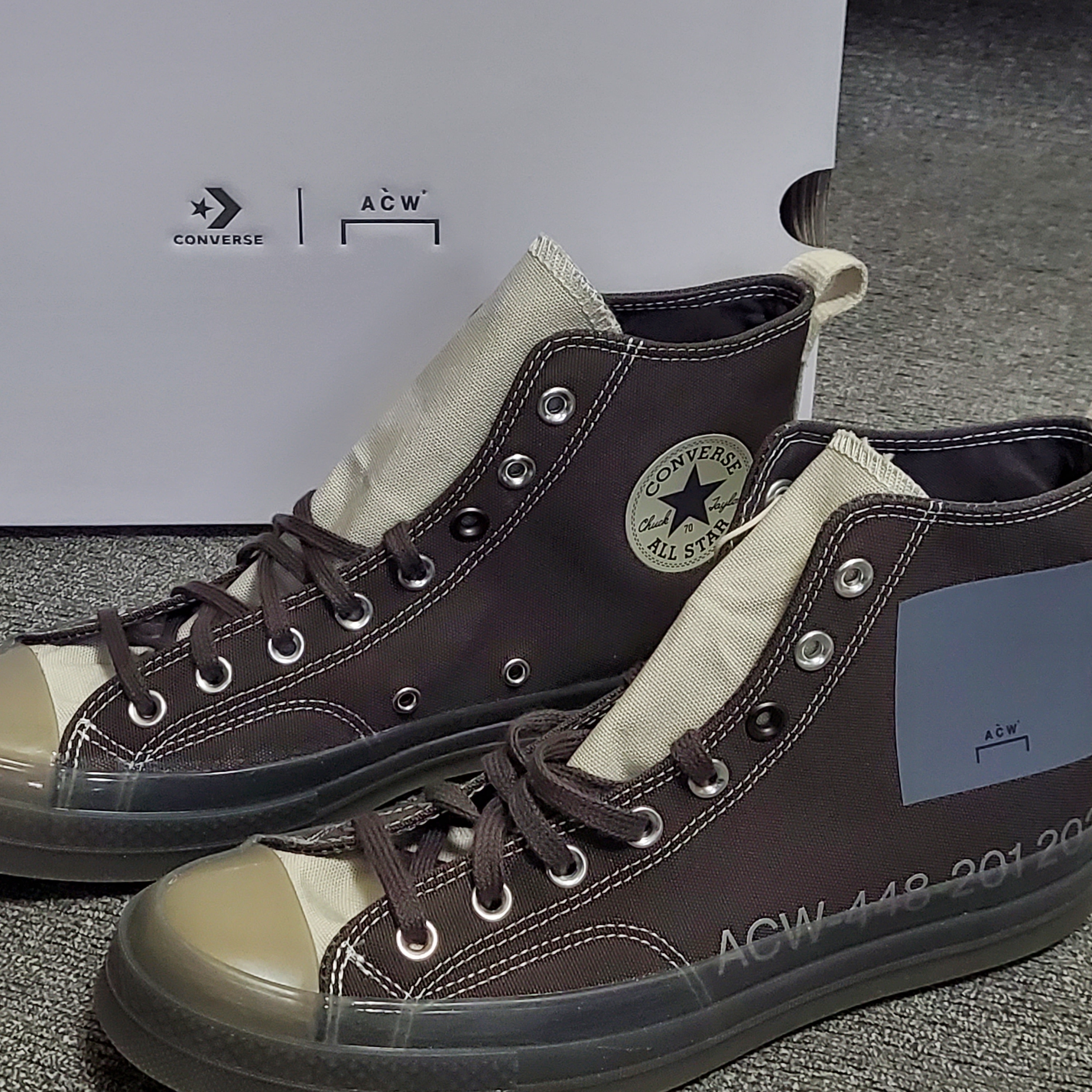 Converse x A-Cold-Wall Chuck 70 Hi Pavement 착용 스타일 - 3