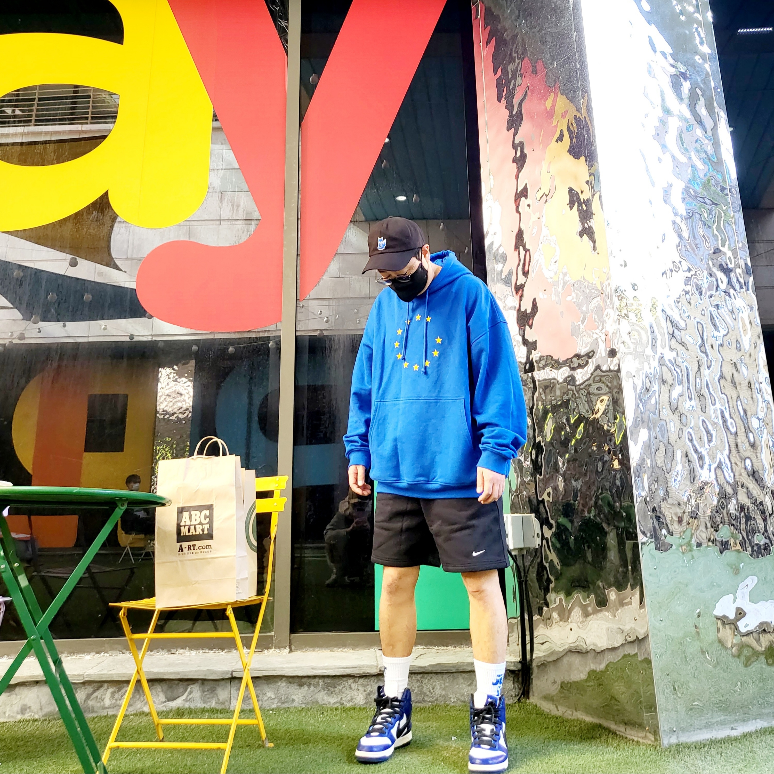 Maison Kitsune x Ader Error Meditation Fox Cap Black, Souvenir Official Eunify Classic Hoodie Blue 착용 스타일 - 1
