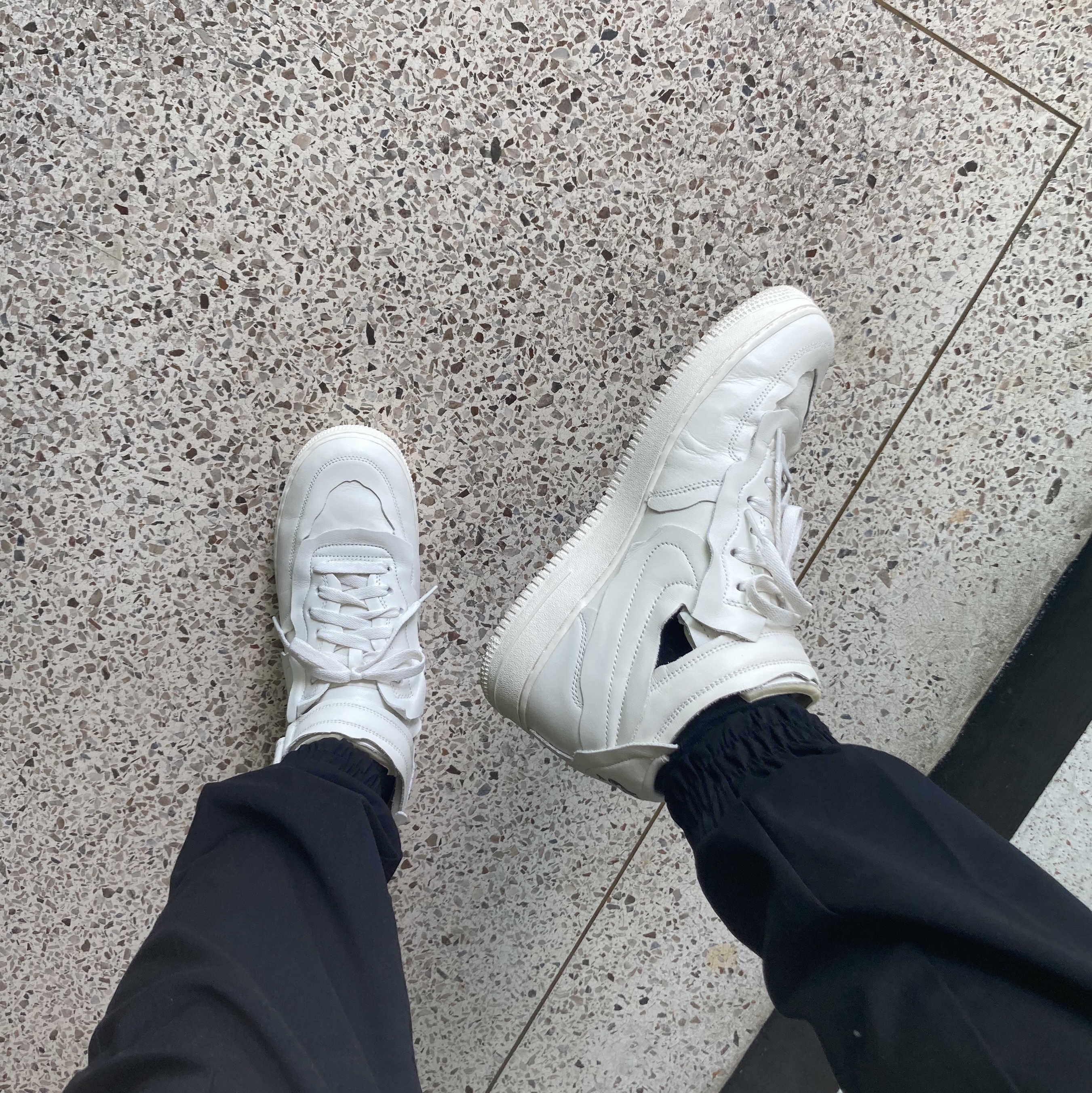 Nike x Comme des Garcons Homme Plus Air Force Mid White 착용 스타일