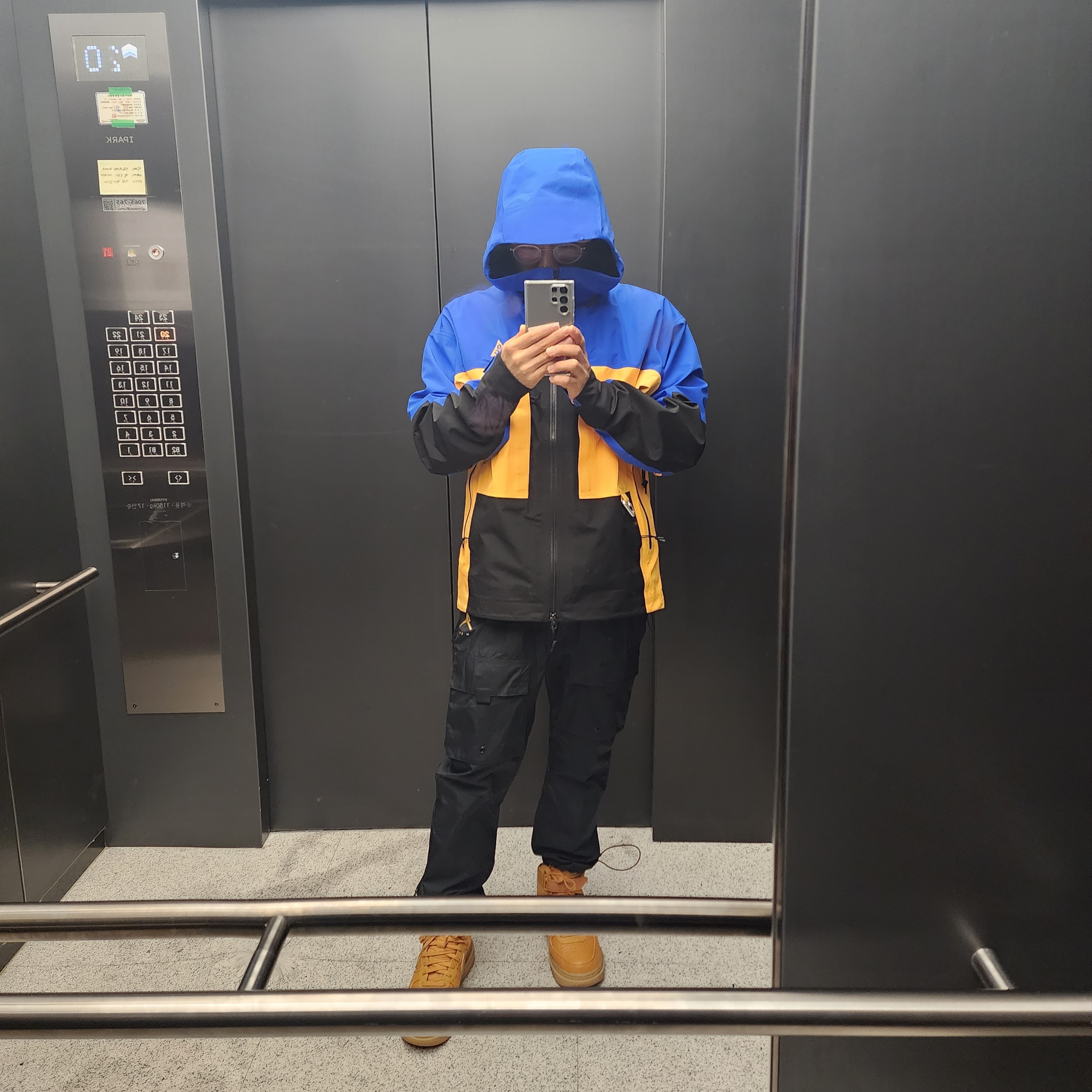 Nike ACG Gore-Tex Misery Ridge Jacket Hyper Royal - US/EU, Nike Air Force 1 High Gore-Tex Boot Wheat 착용 스타일