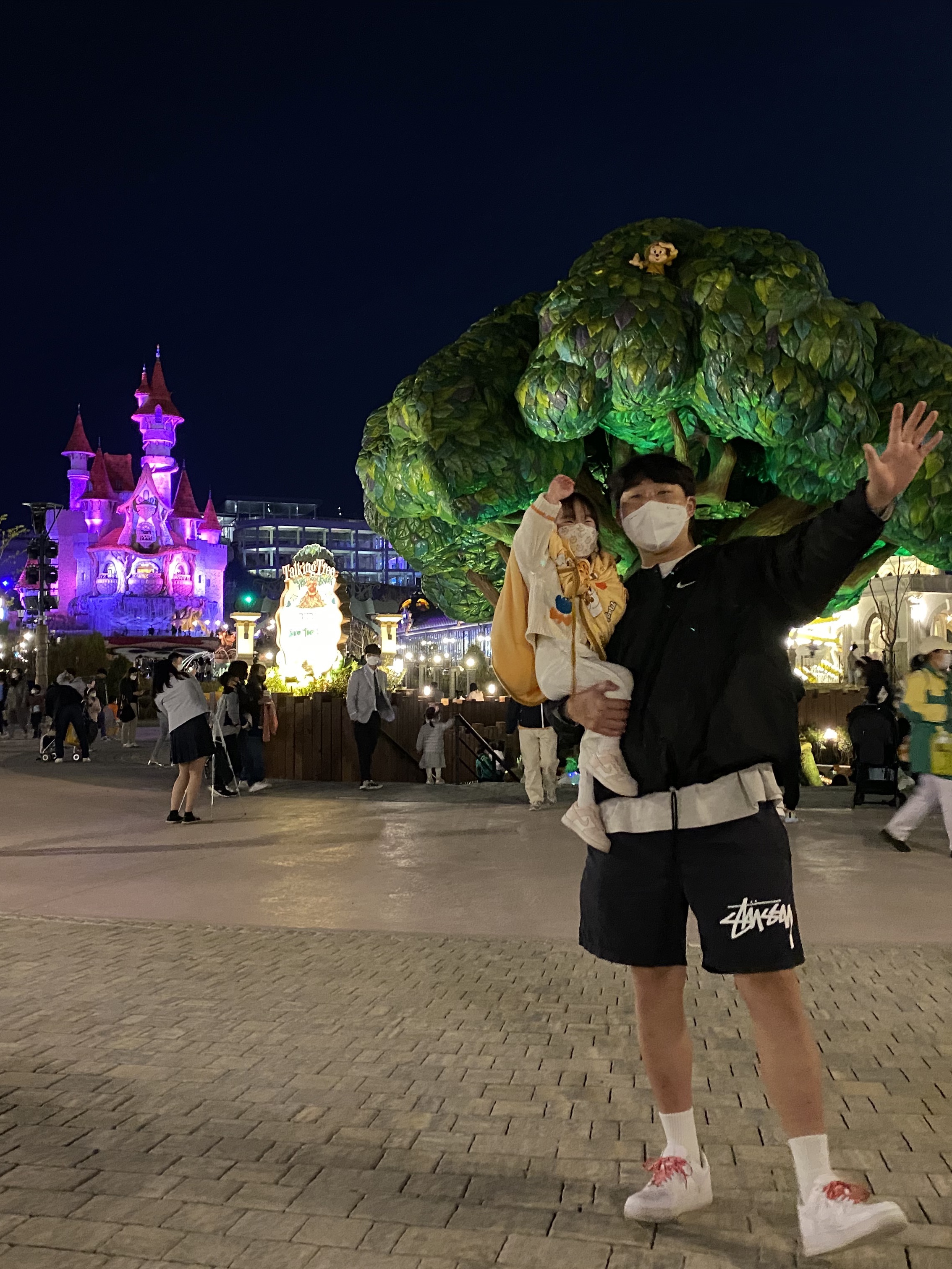 Nike x Fear of God NRG LS Henley Top Black, Nike x Stussy Water Shorts Off Noir 착용 스타일