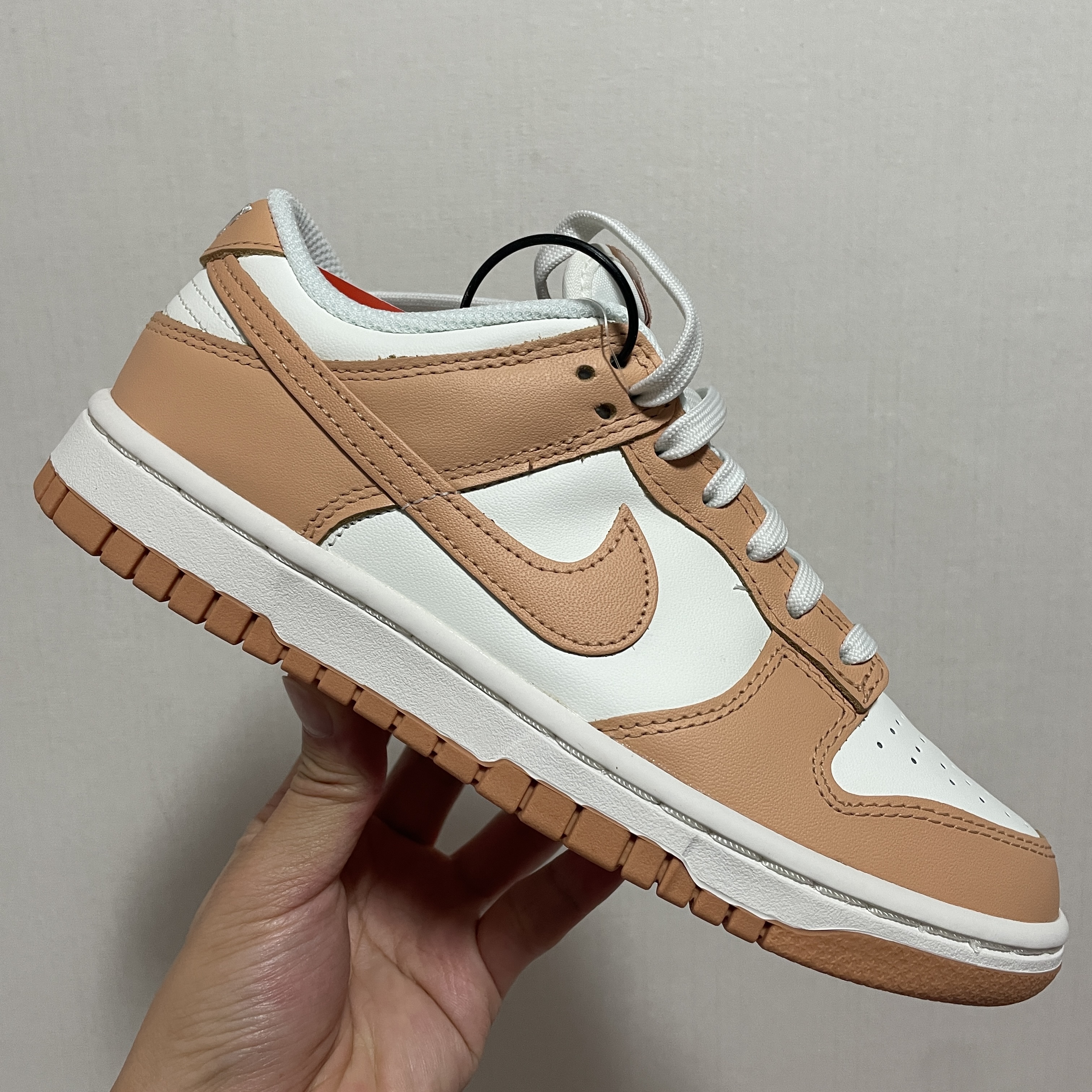 (W) Nike Dunk Low Harvest Moon 착용 스타일 - 1