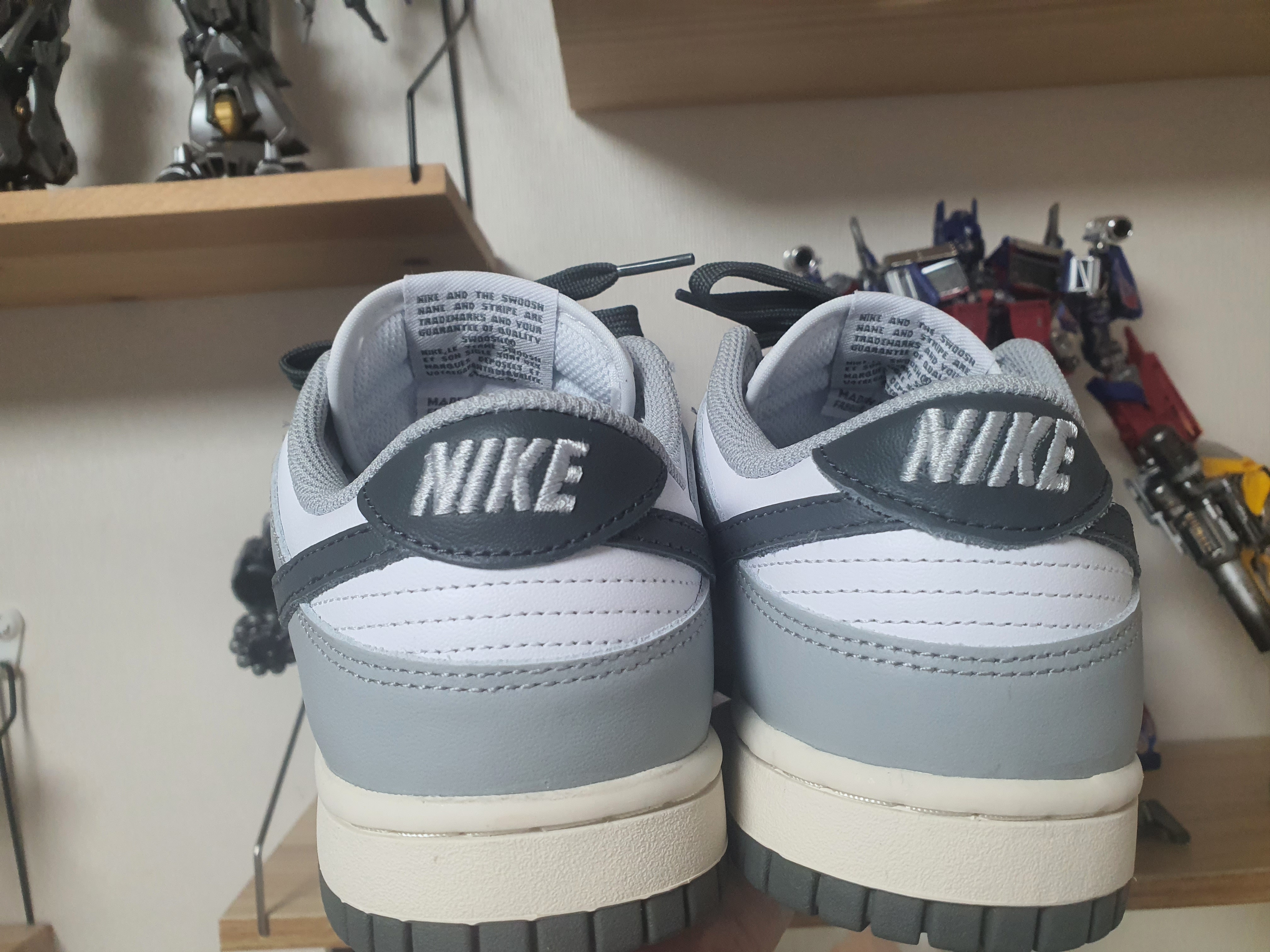 (W) Nike Dunk Low Light Smoke Grey 착용 스타일 - 2