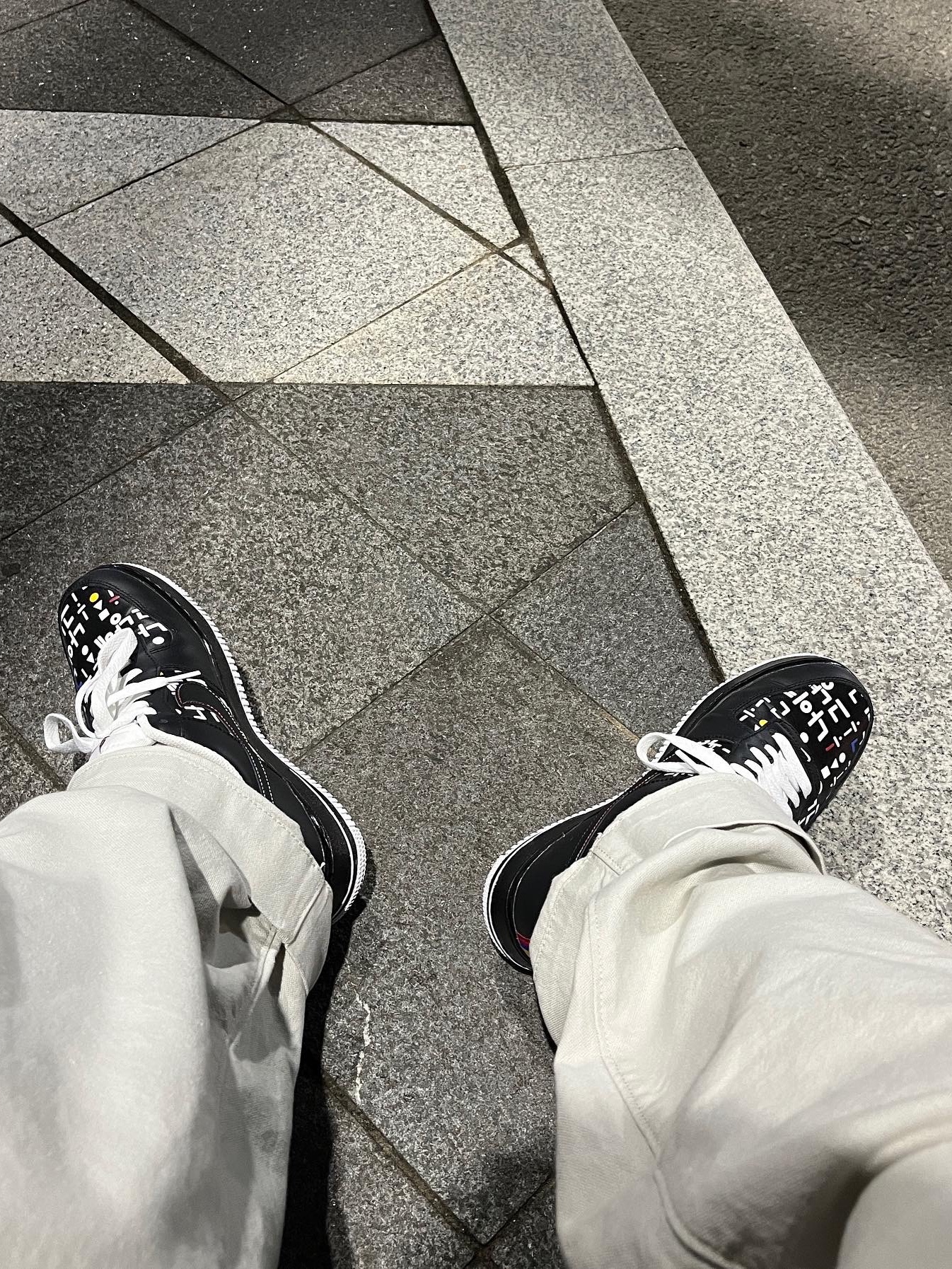 Nike Air Force 1 '07 LV8 Hangul Day 착용 스타일 - 2