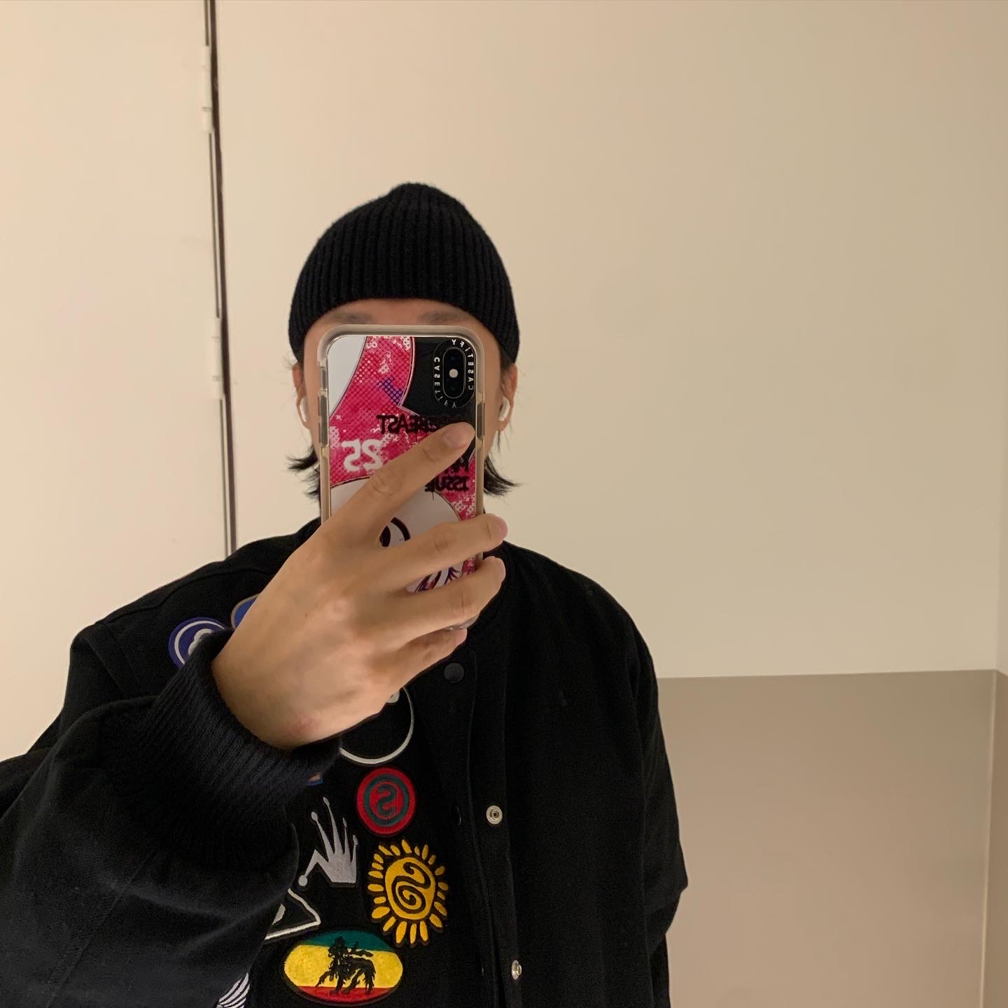Stussy Souvenir Stadium Bomber Black 착용 스타일 - 2