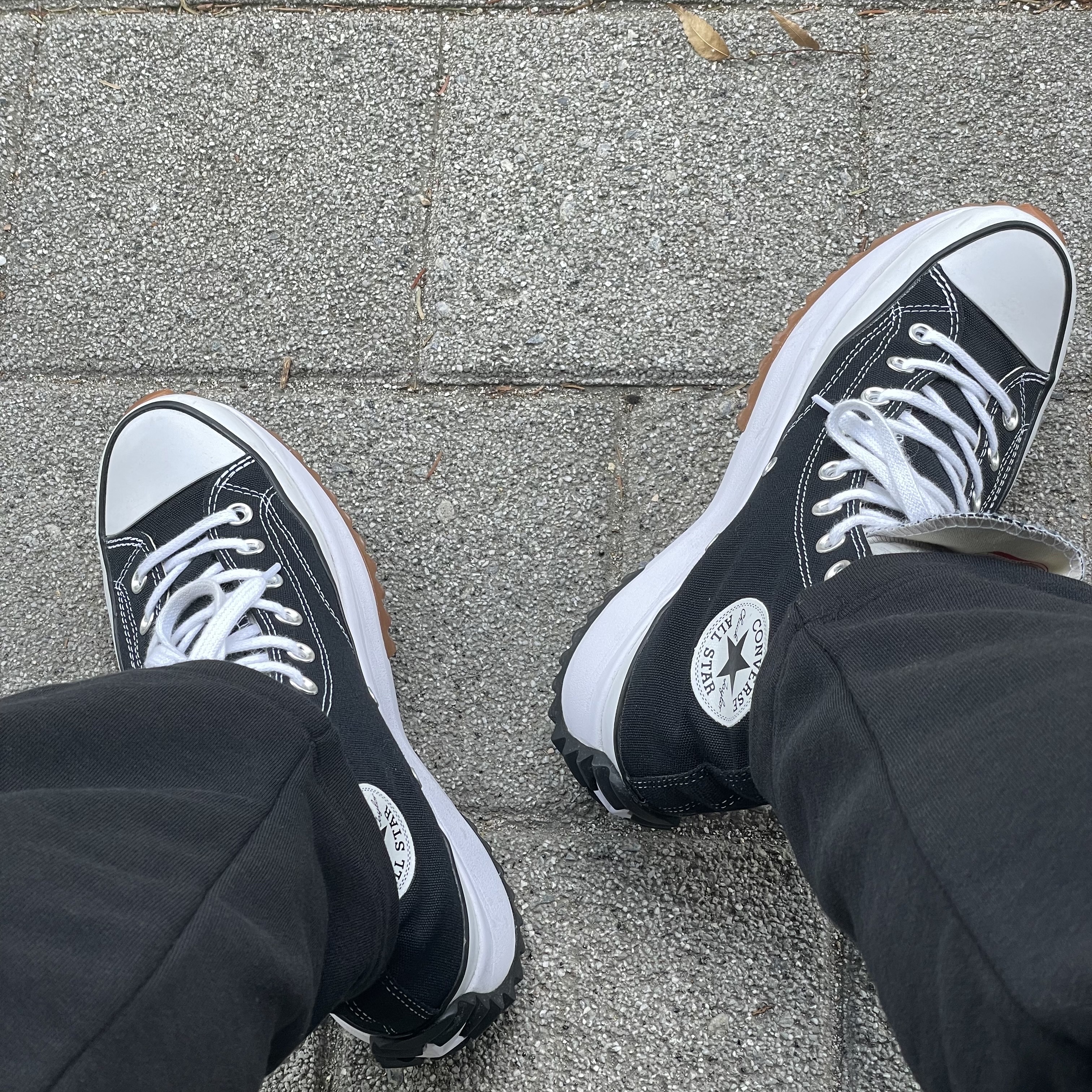 Converse Run Star Hike Hi Black White Gum 착용 스타일
