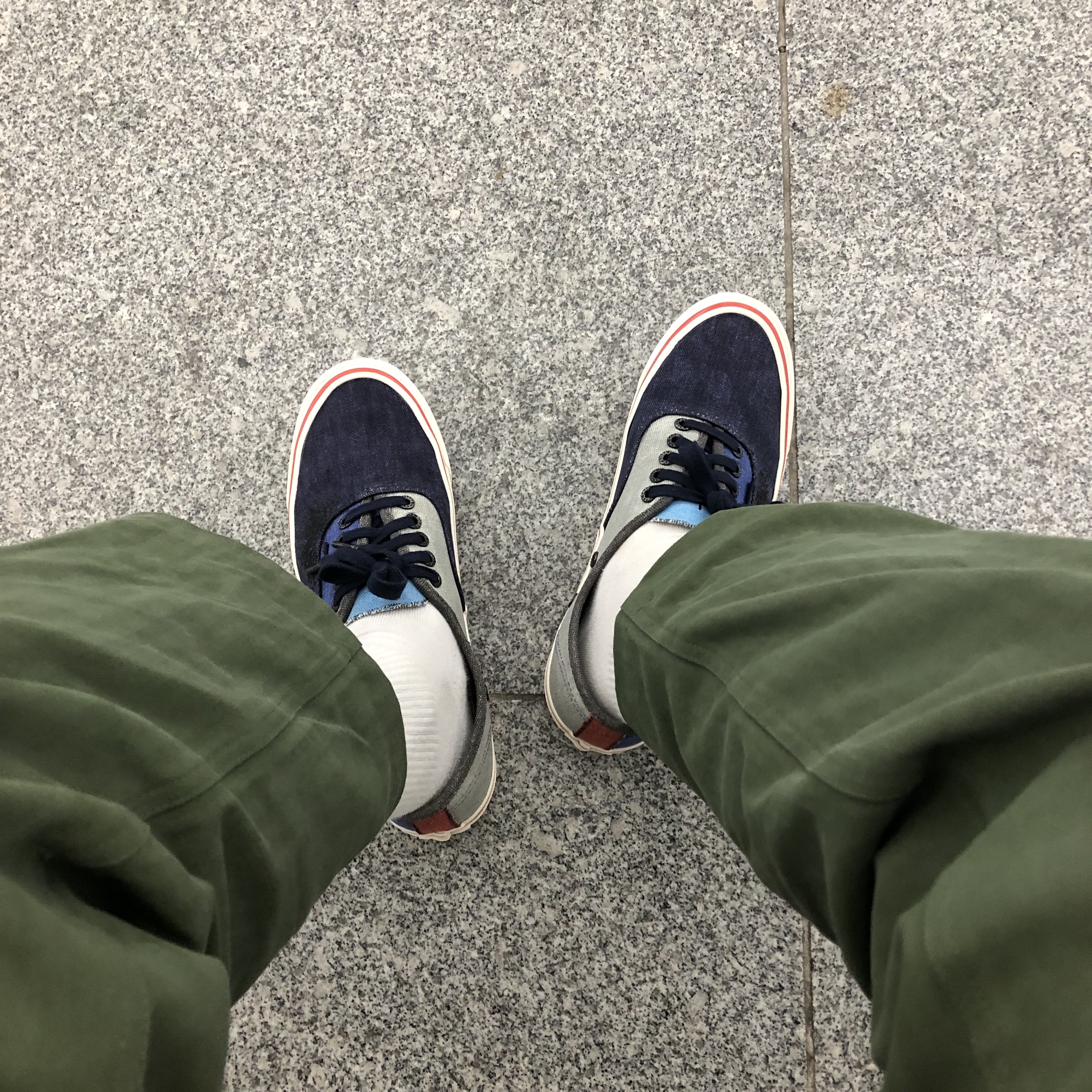 Vans Vault x Nigel Cabourn OG Authentic LX Crazy Navy Mix 착용 스타일
