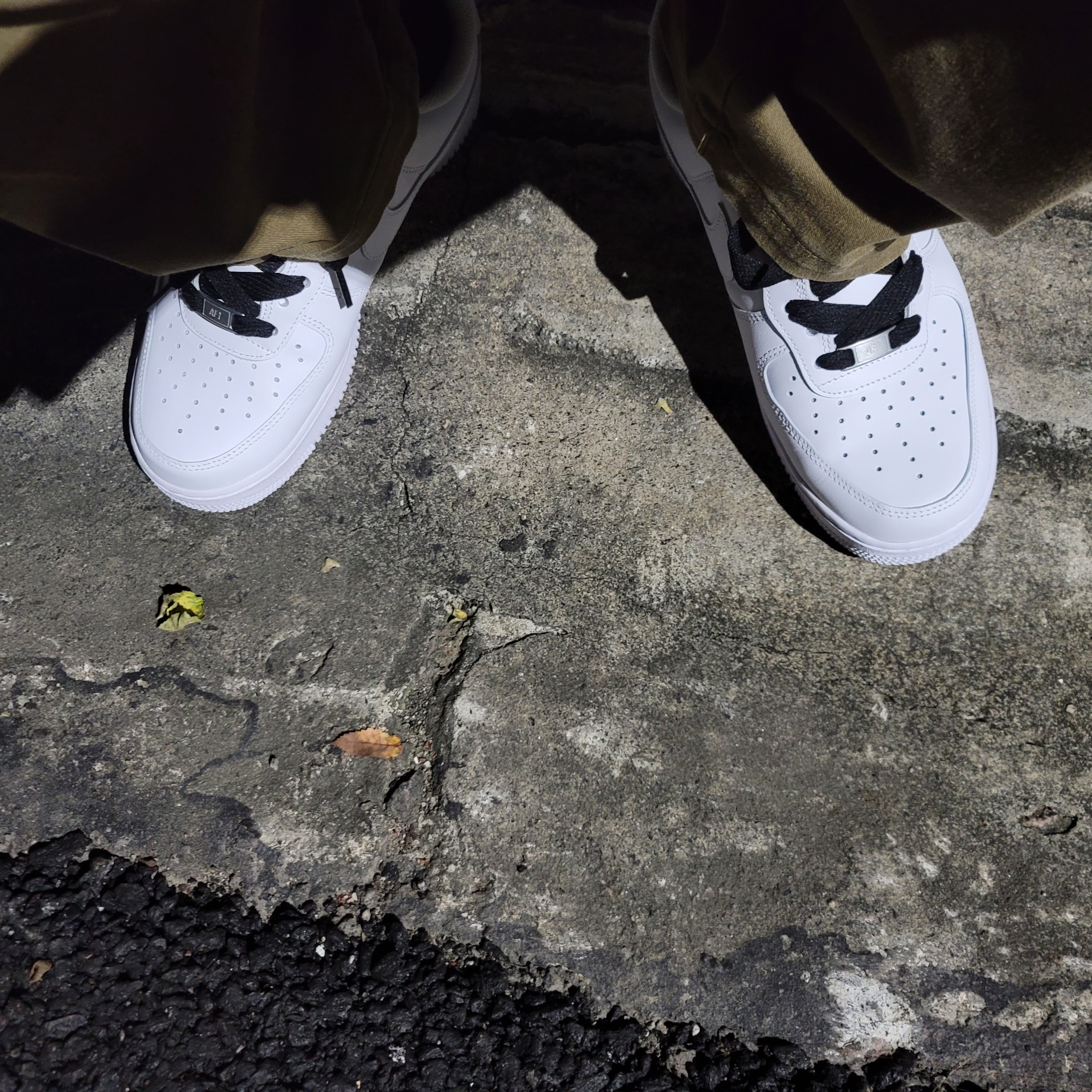 Nike Air Force 1 '07 Low White 착용 스타일 - 2