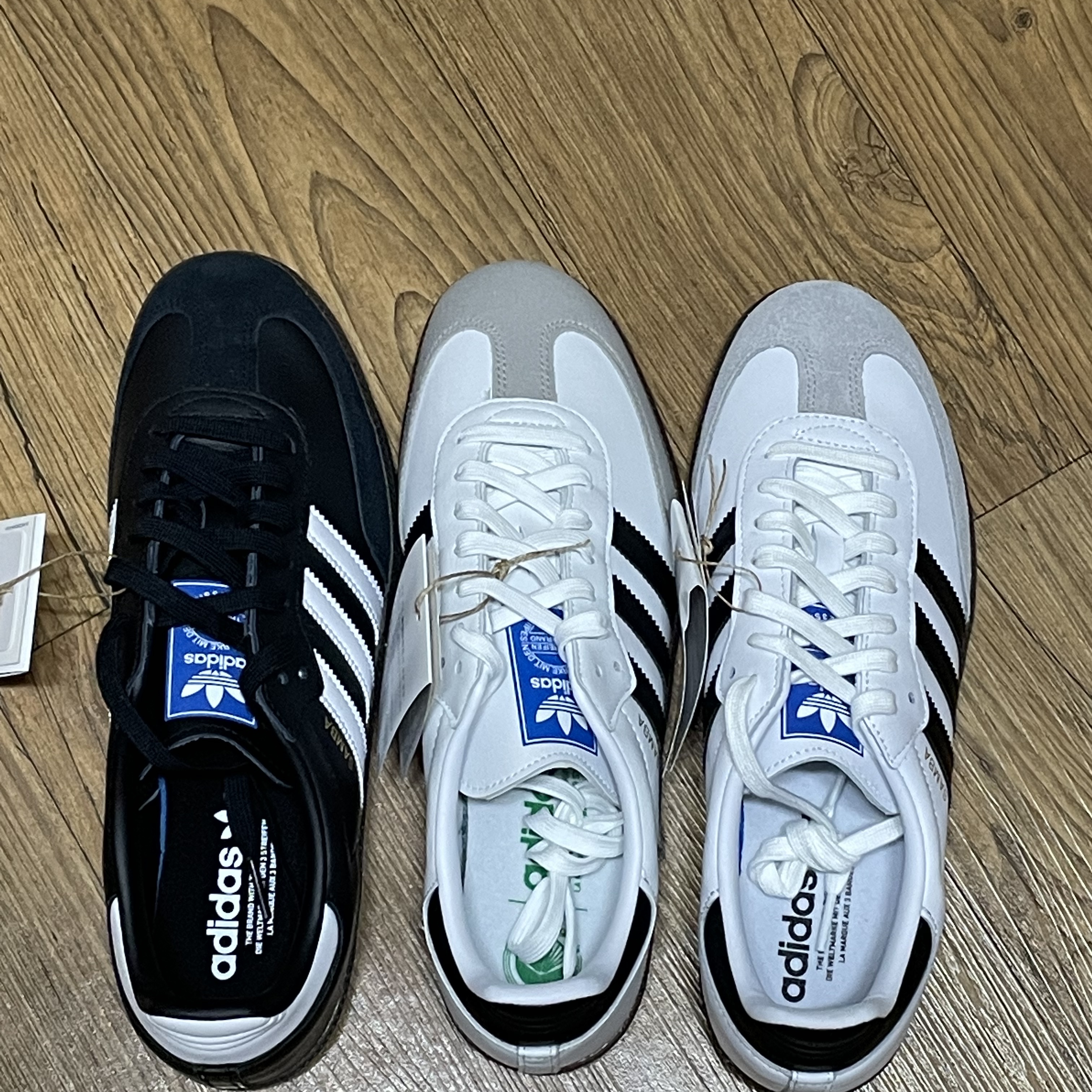 Adidas Samba OG Black White Gum, Adidas Samba Vegan White Black 착용 스타일 - 1