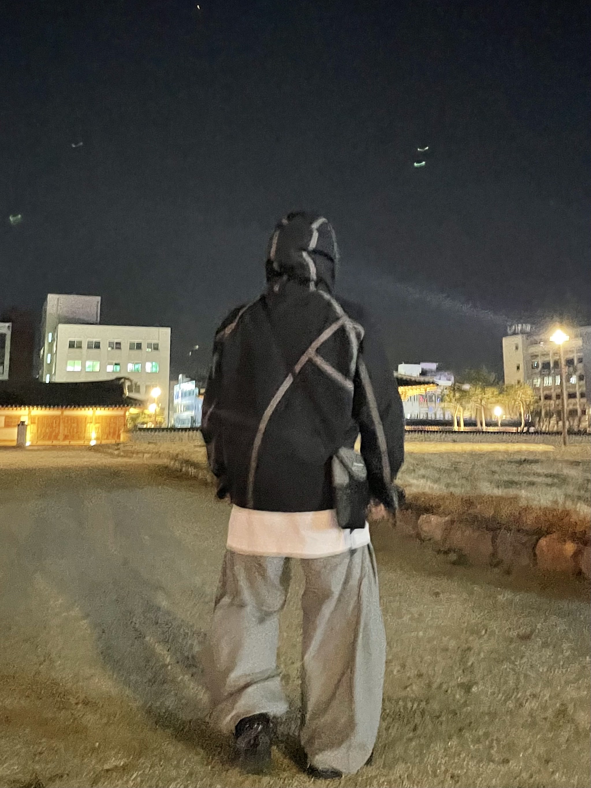 Sansan Gear Windblock Jacket Black - 22SS, Sansan Gear Side Snap Pants Khaki - 22SS 착용 스타일 - 3