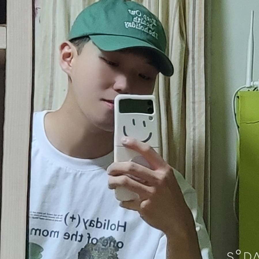 KREAM 프로필 이미지
