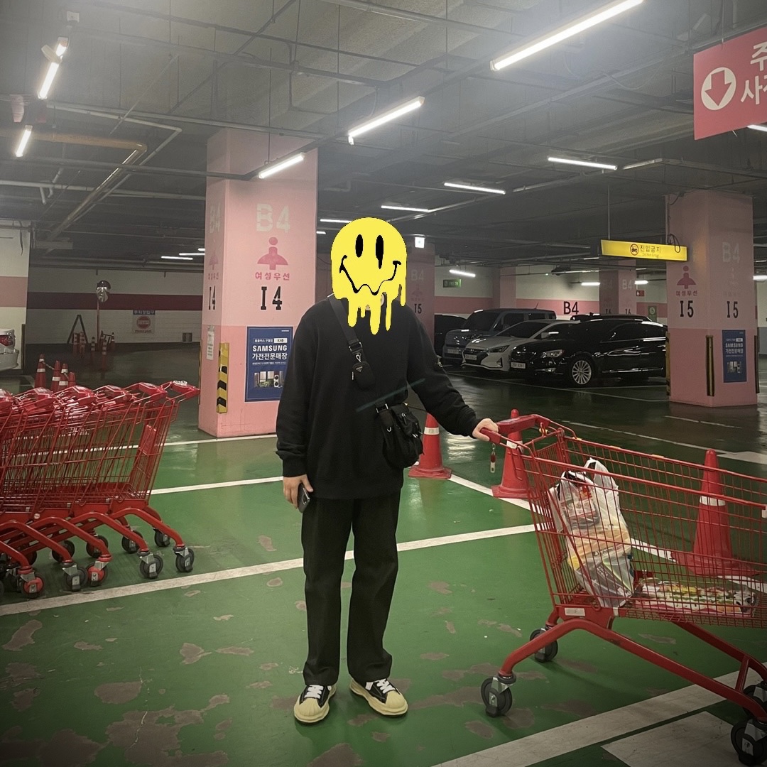 Maison Mihara Yasuhiro Blakey VL OG Sole Canvas Low-top Sneakers Black, Stone Island 63020 Crewneck Sweatshirt Black - 22FW 착용 스타일