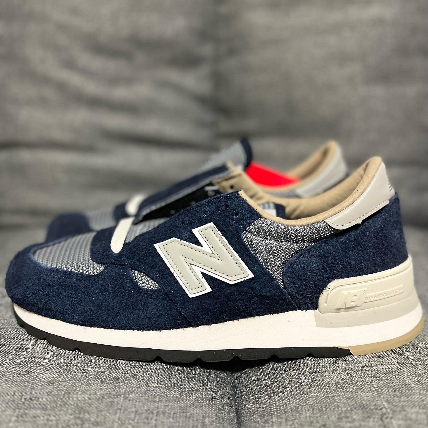 New Balance x Carhartt WIP 990v1 Made in USA Sculpture Center 착용 스타일 - 1