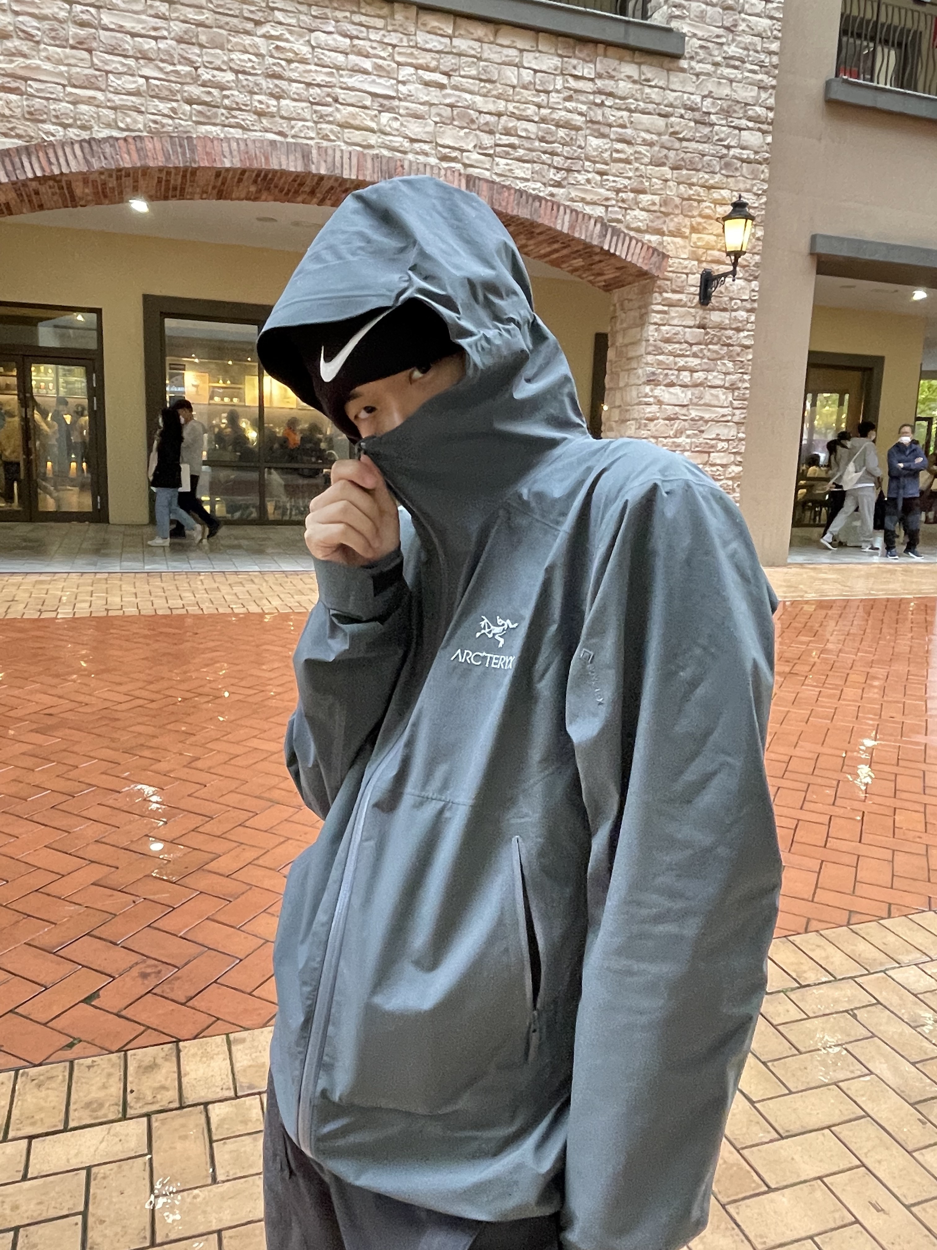 Nike x Stussy Cuff Beanie, Arc'teryx Zeta SL Jacket Microchip 착용 스타일 - 1