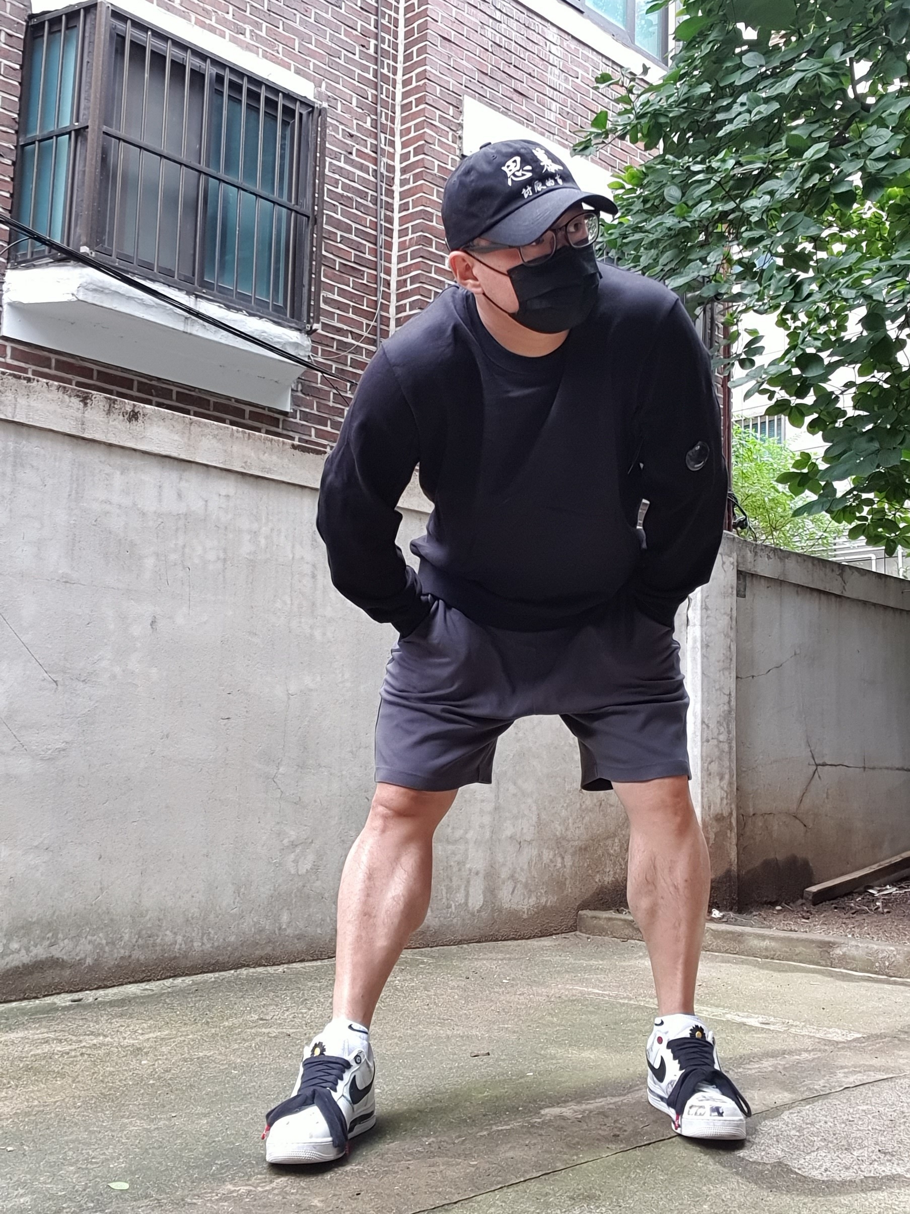 C.P. Company Diagonal Raised Fleece Crewneck Sweatshirt Black - 22SS, Nike x Peaceminusone Air Force 1 Low Para-Noise 2.0 착용 스타일 - 1