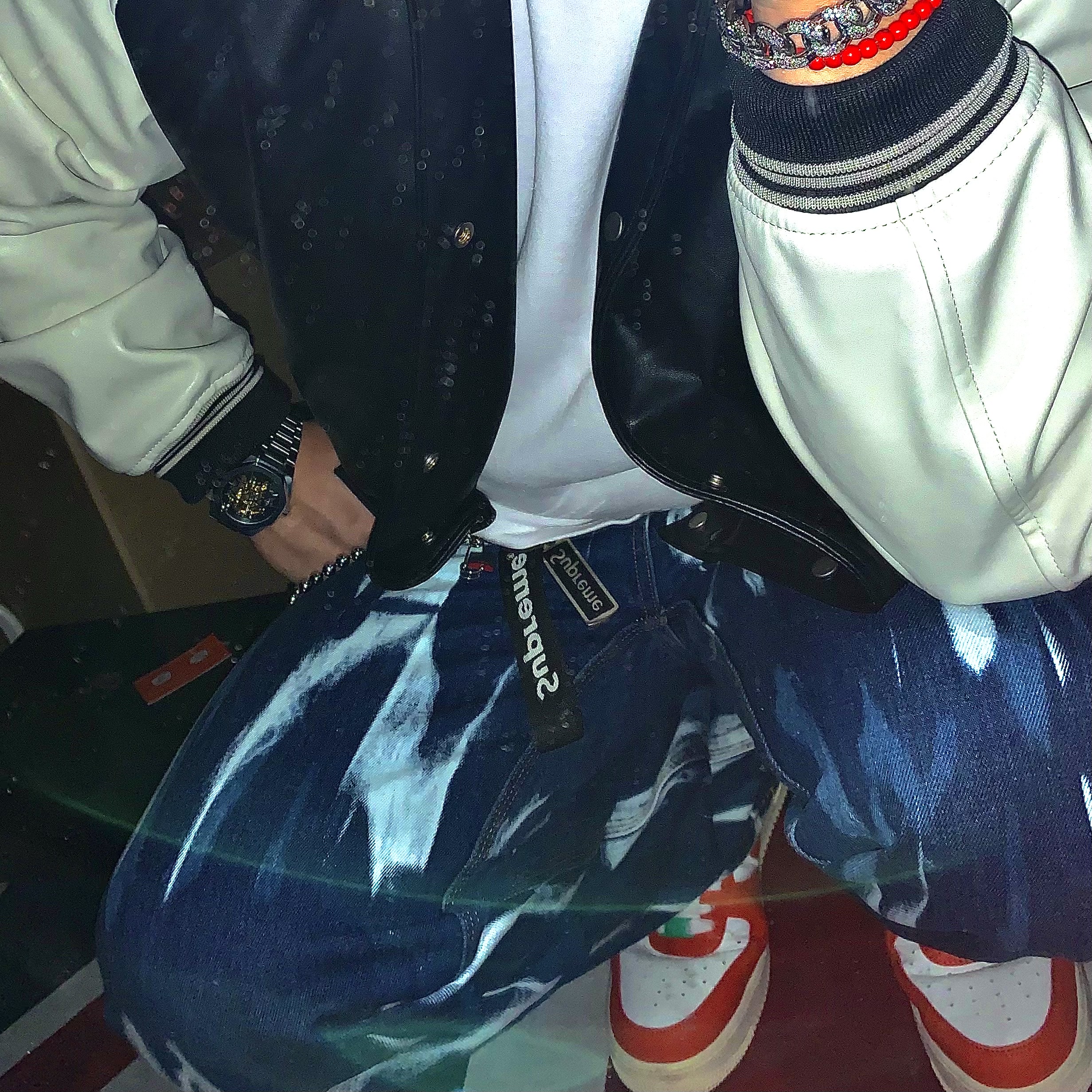 Nike Air Force 1 '07 LV8 Pojangmacha 착용 스타일