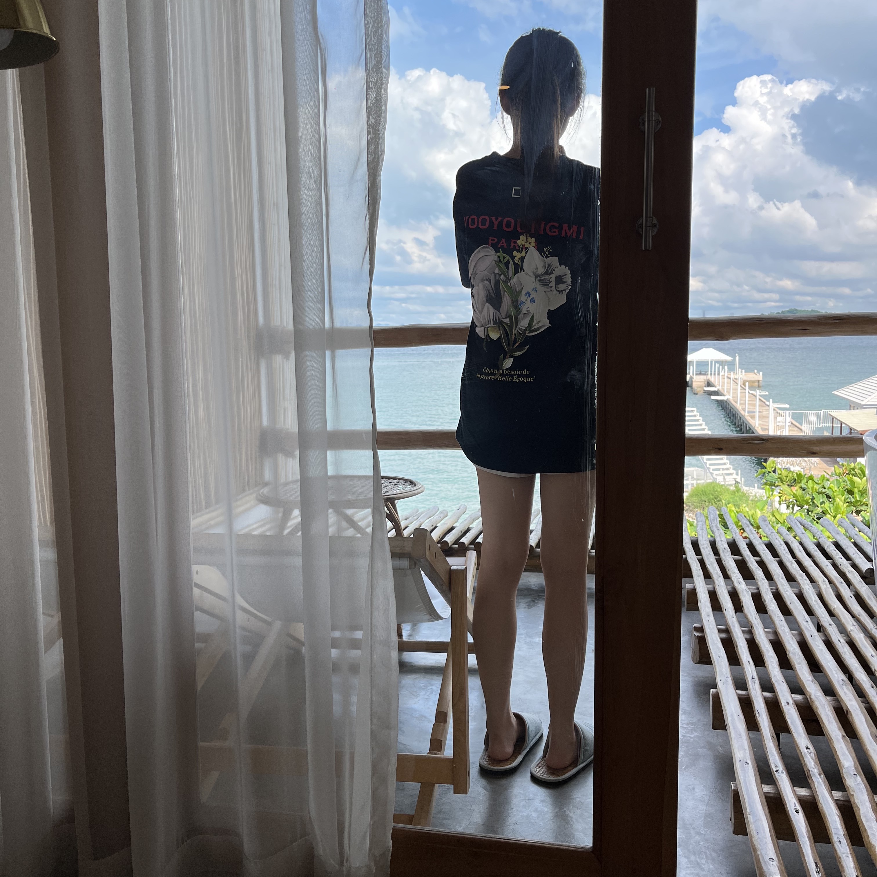 Wooyoungmi Flower Print Back Logo T-Shirt Navy - 22SS 착용 스타일