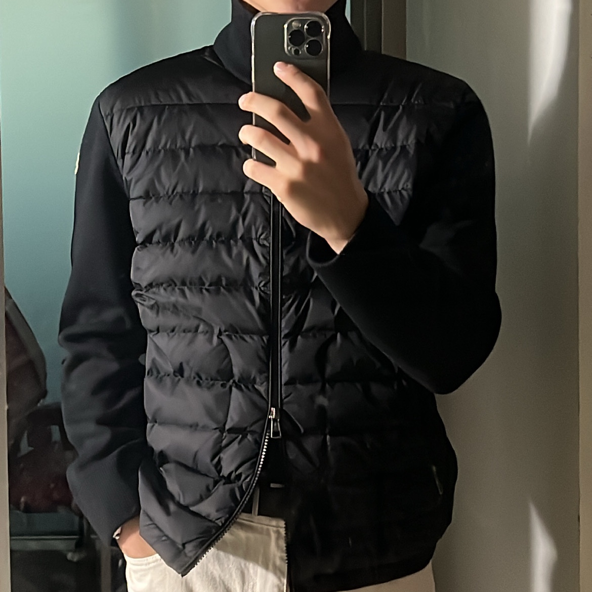 Moncler Padded Wool Cardigan Black - 22FW 착용 스타일 - 2