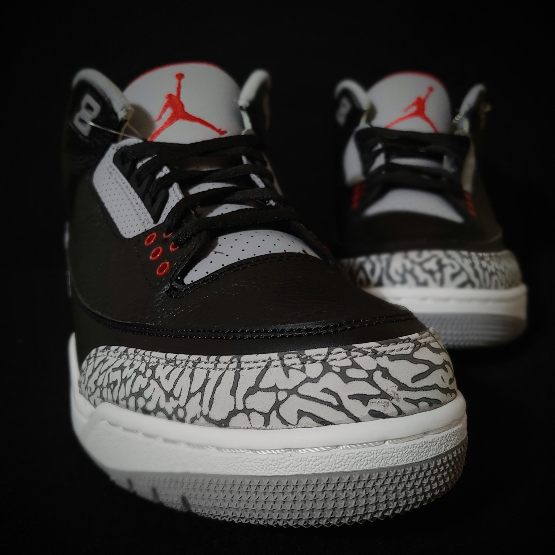 Jordan 3 Retro OG Black Cement 2018 착용 스타일 - 5